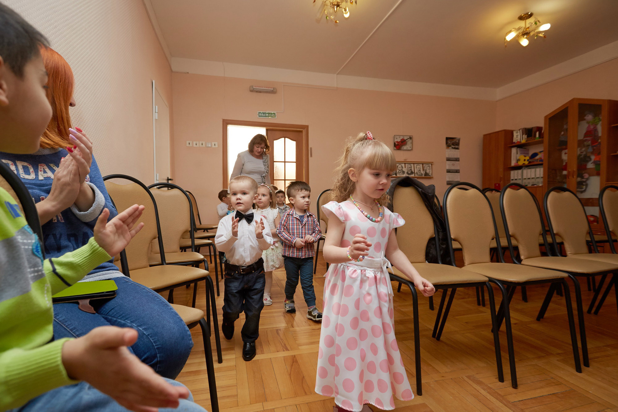 111 Детский сад. Утренник. Март. Креативный фотограф в Москве