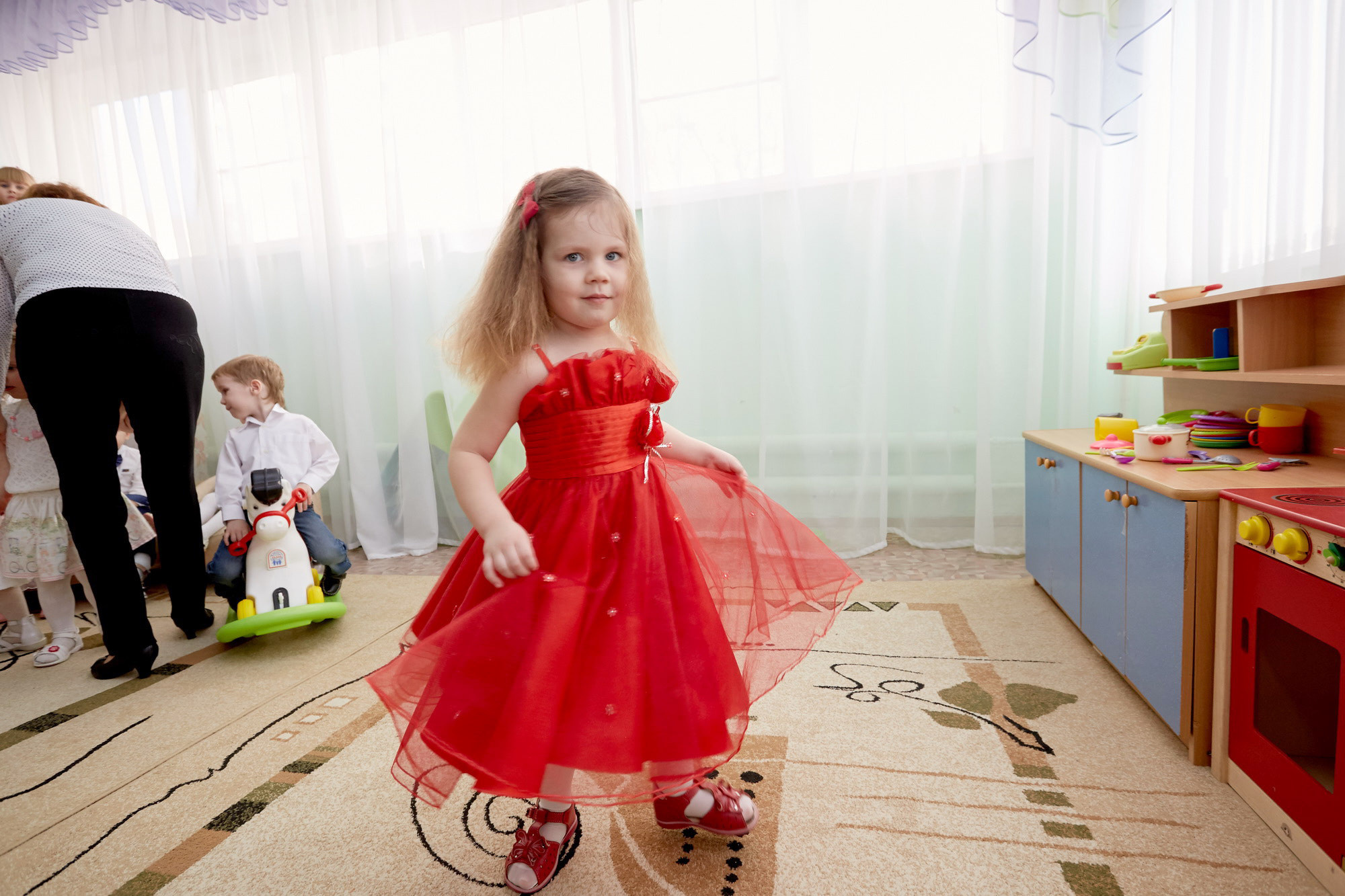 111 Детский сад. Утренник. Март. Креативный фотограф в Москве