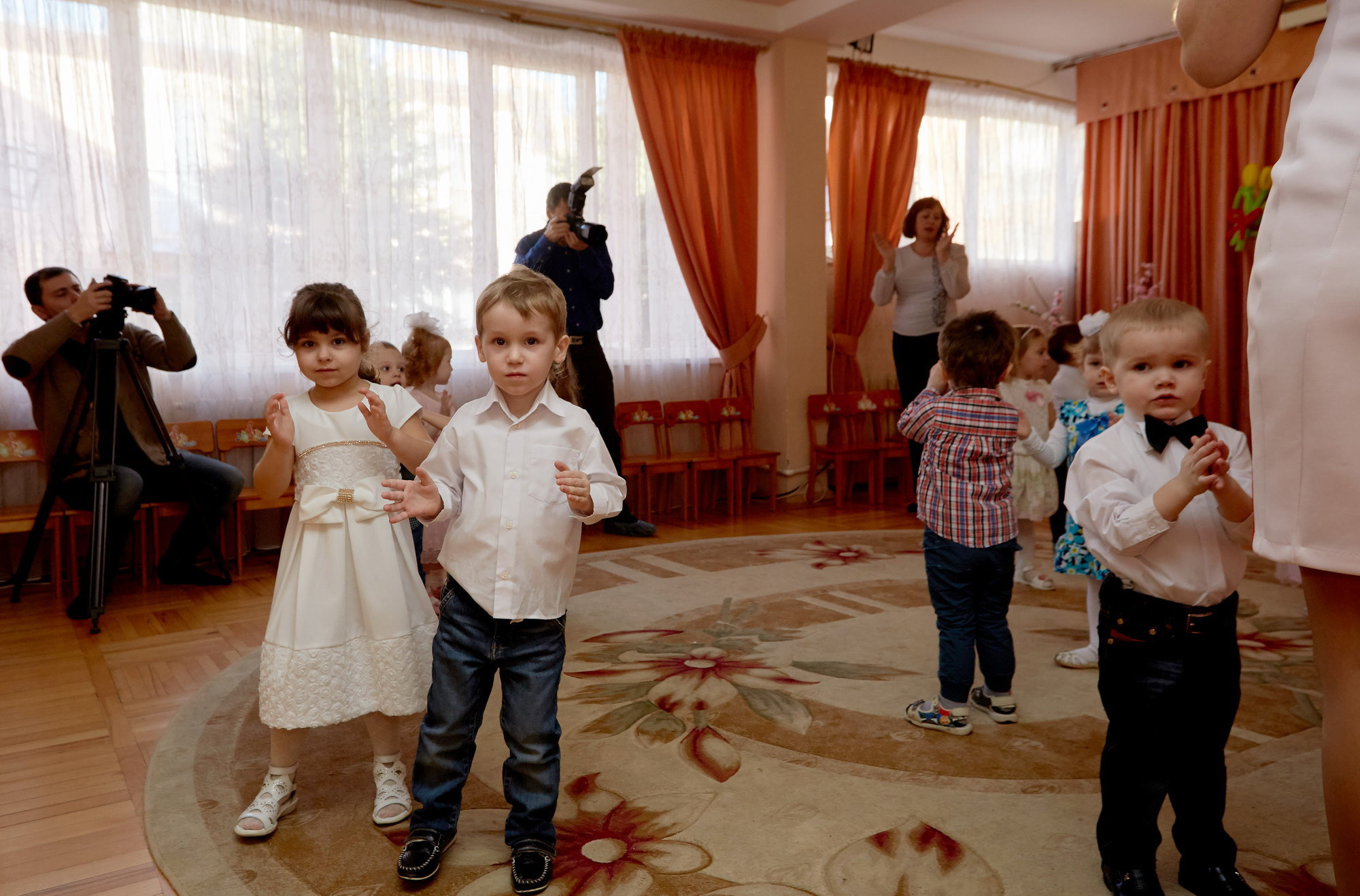111 Детский сад. Утренник. Март. Креативный фотограф в Москве