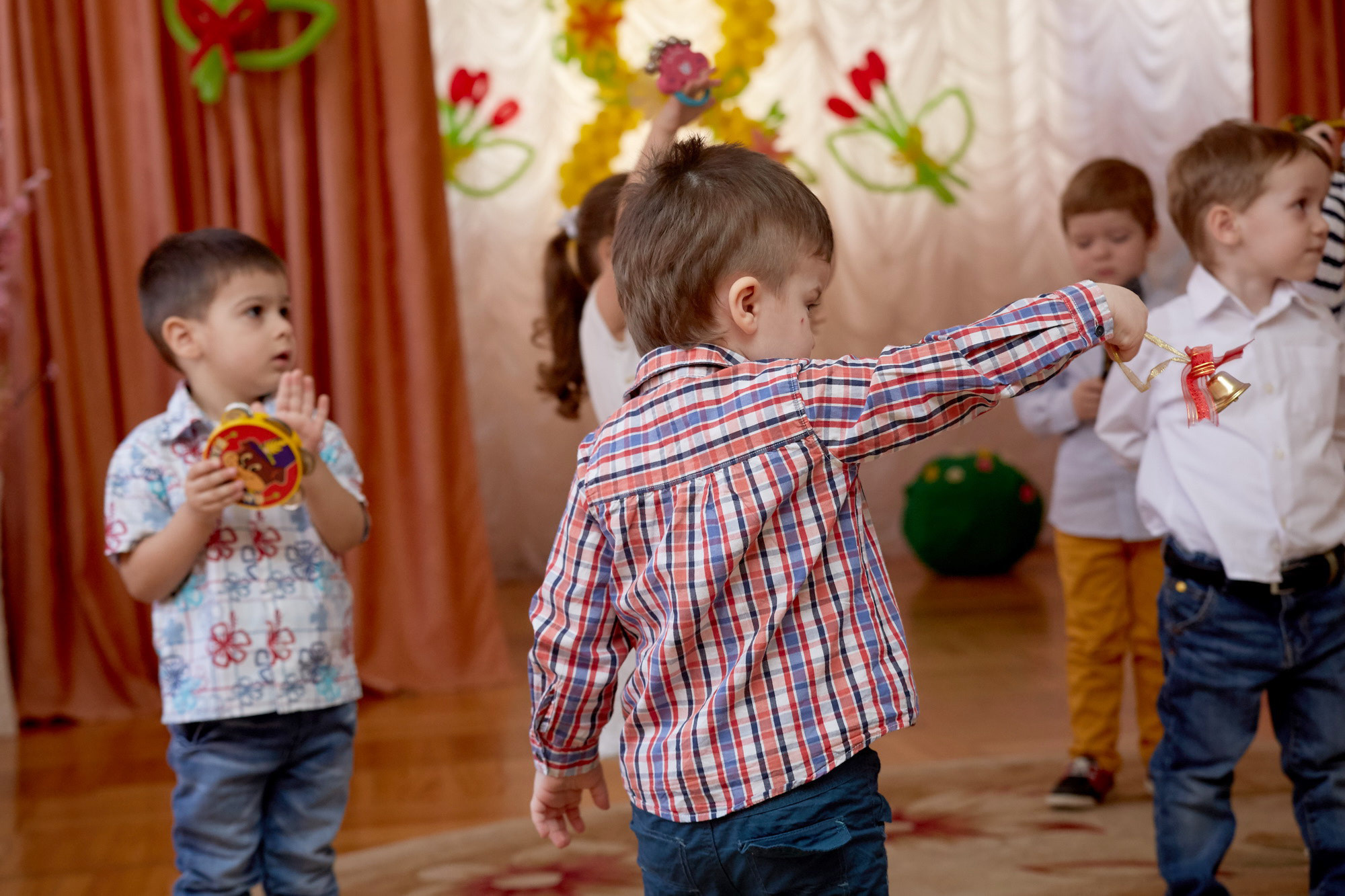 111 Детский сад. Утренник. Март. Креативный фотограф в Москве