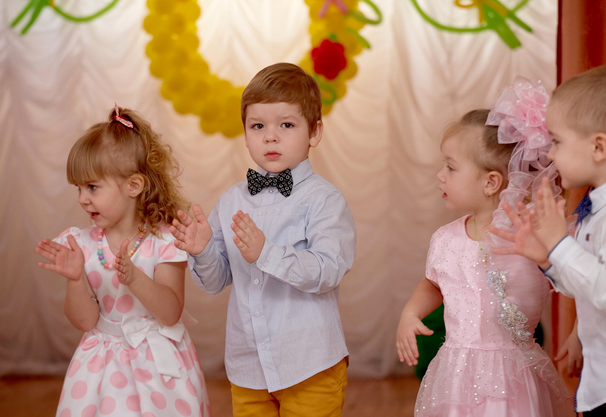 111 Детский сад. Утренник. Март. Креативный фотограф в Москве