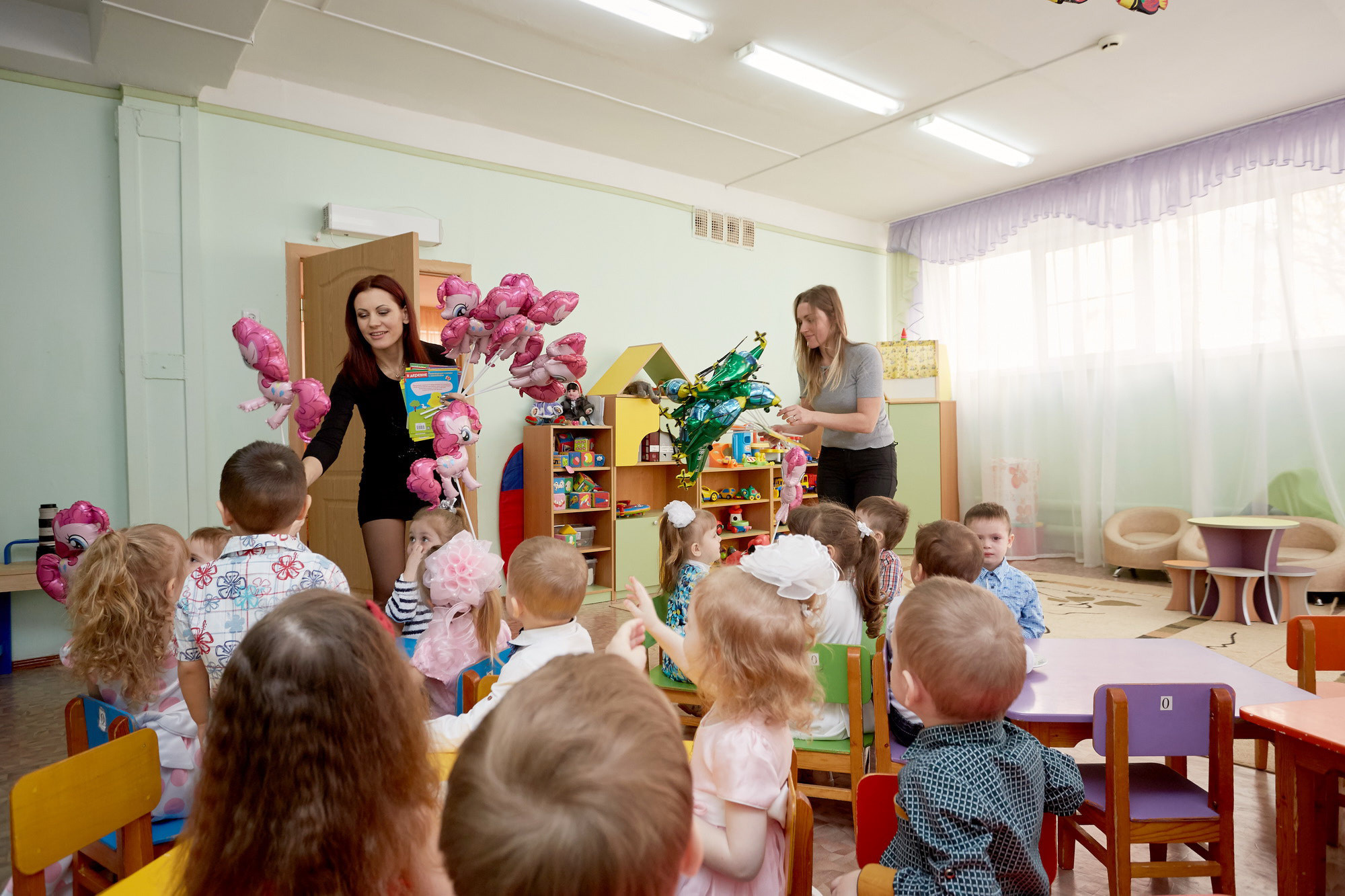 111 Детский сад. Утренник. Март. Креативный фотограф в Москве
