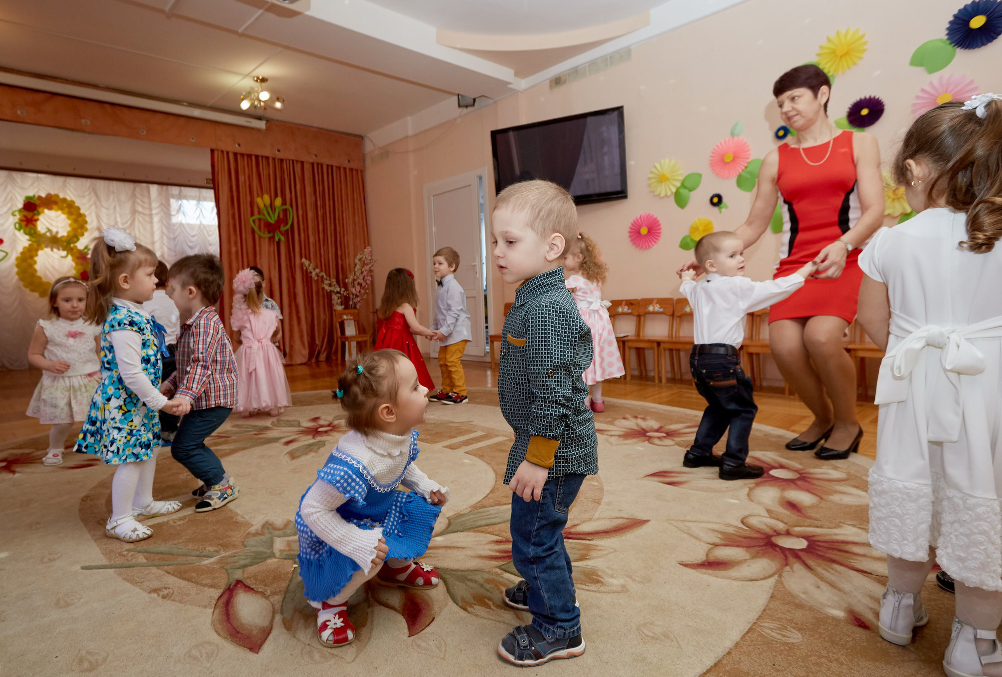 111 Детский сад. Утренник. Март. Креативный фотограф в Москве