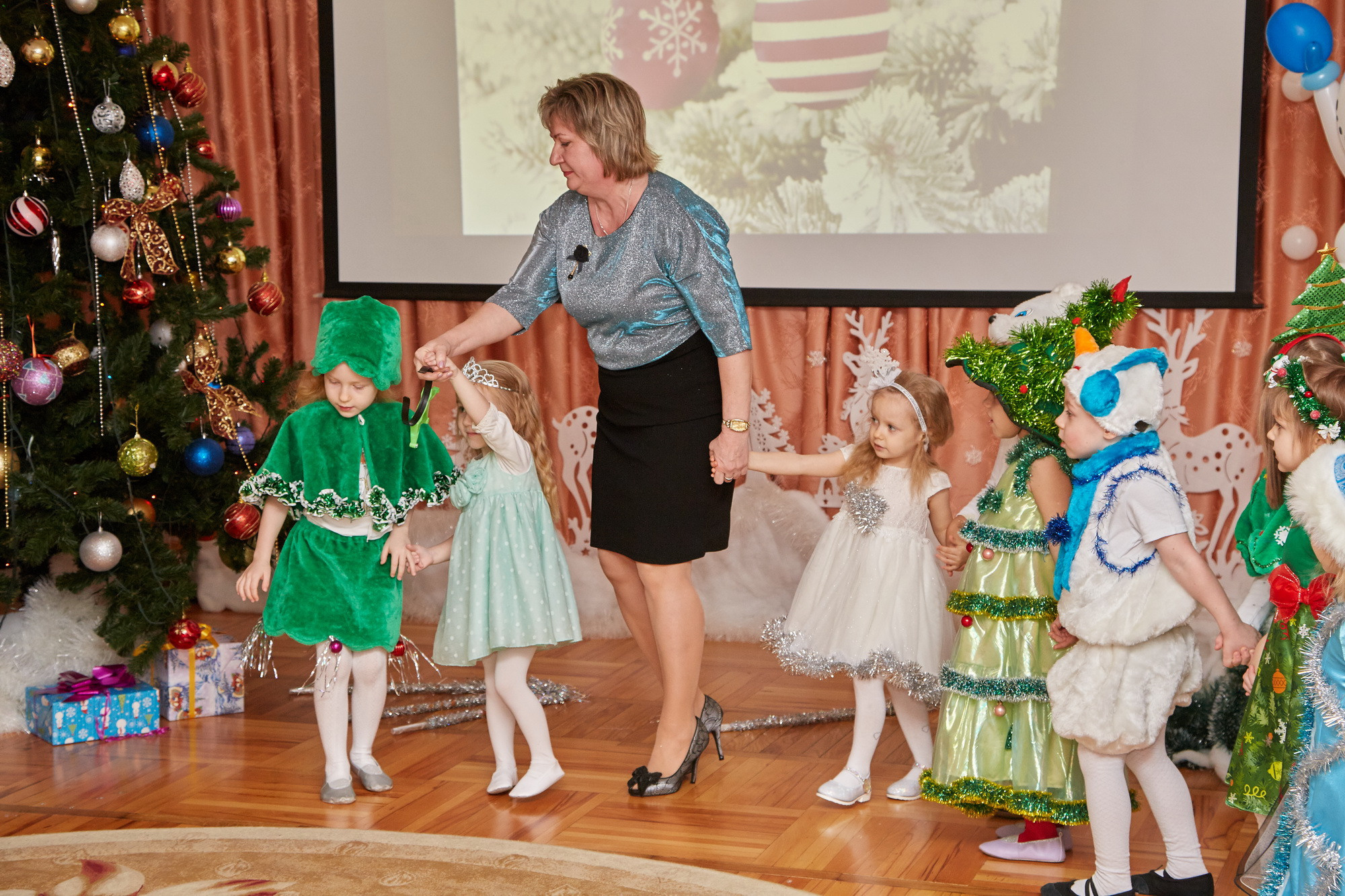 Новый год. Детский сад 111. Креативный фотограф в Москве