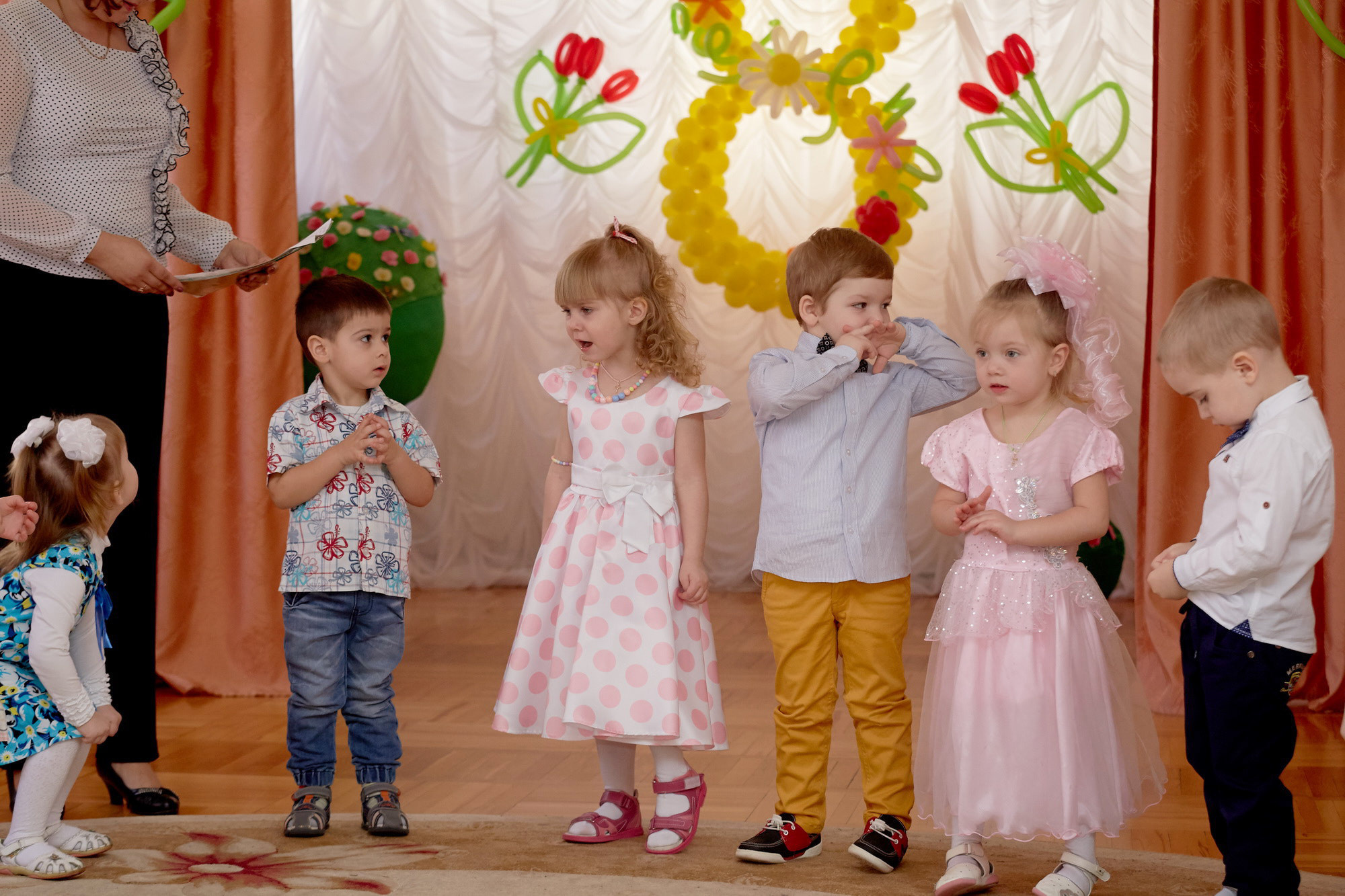 111 Детский сад. Утренник. Март. Креативный фотограф в Москве