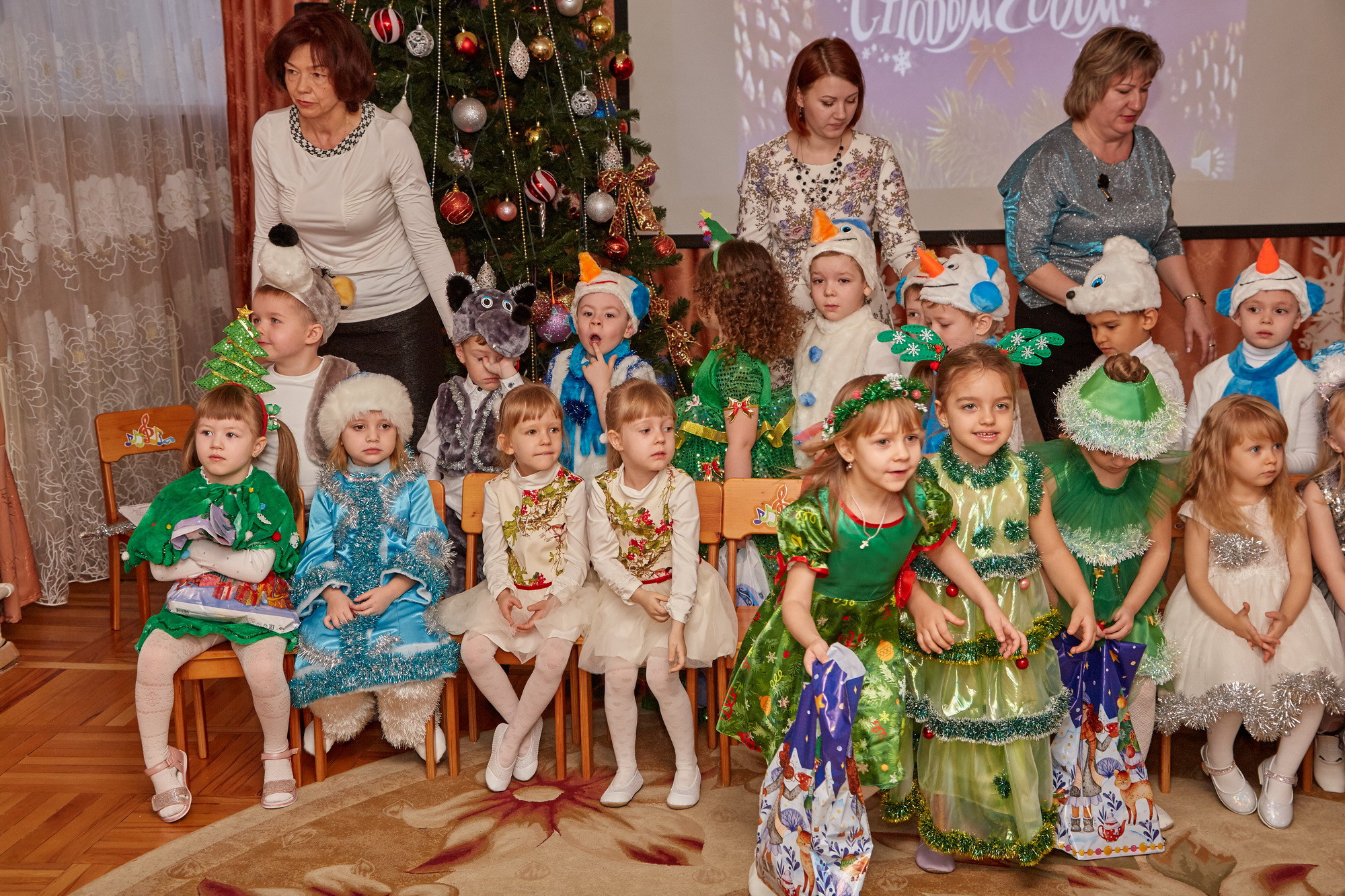 Новый год. Детский сад 111. Креативный фотограф в Москве