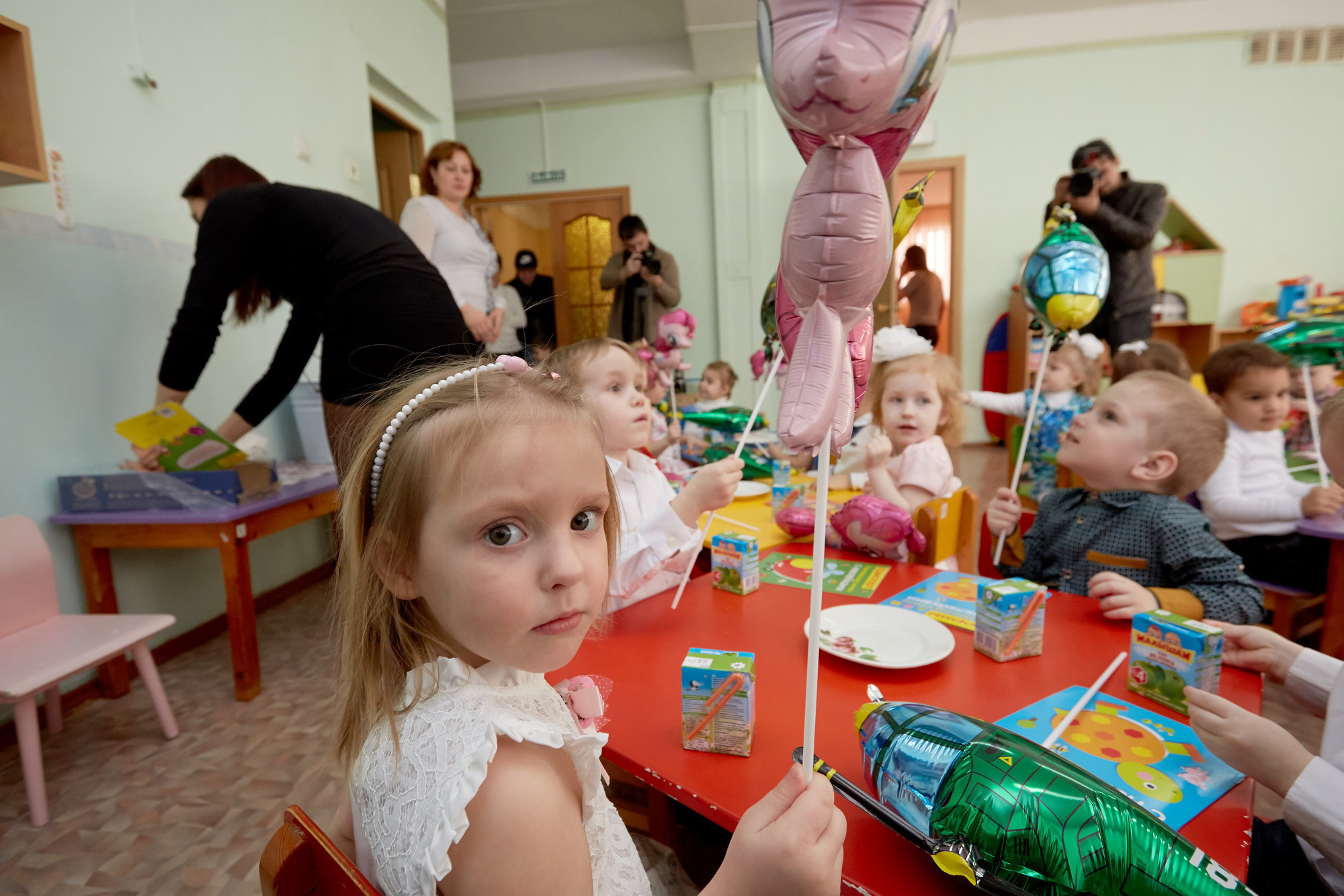 111 Детский сад. Утренник. Март. Креативный фотограф в Москве