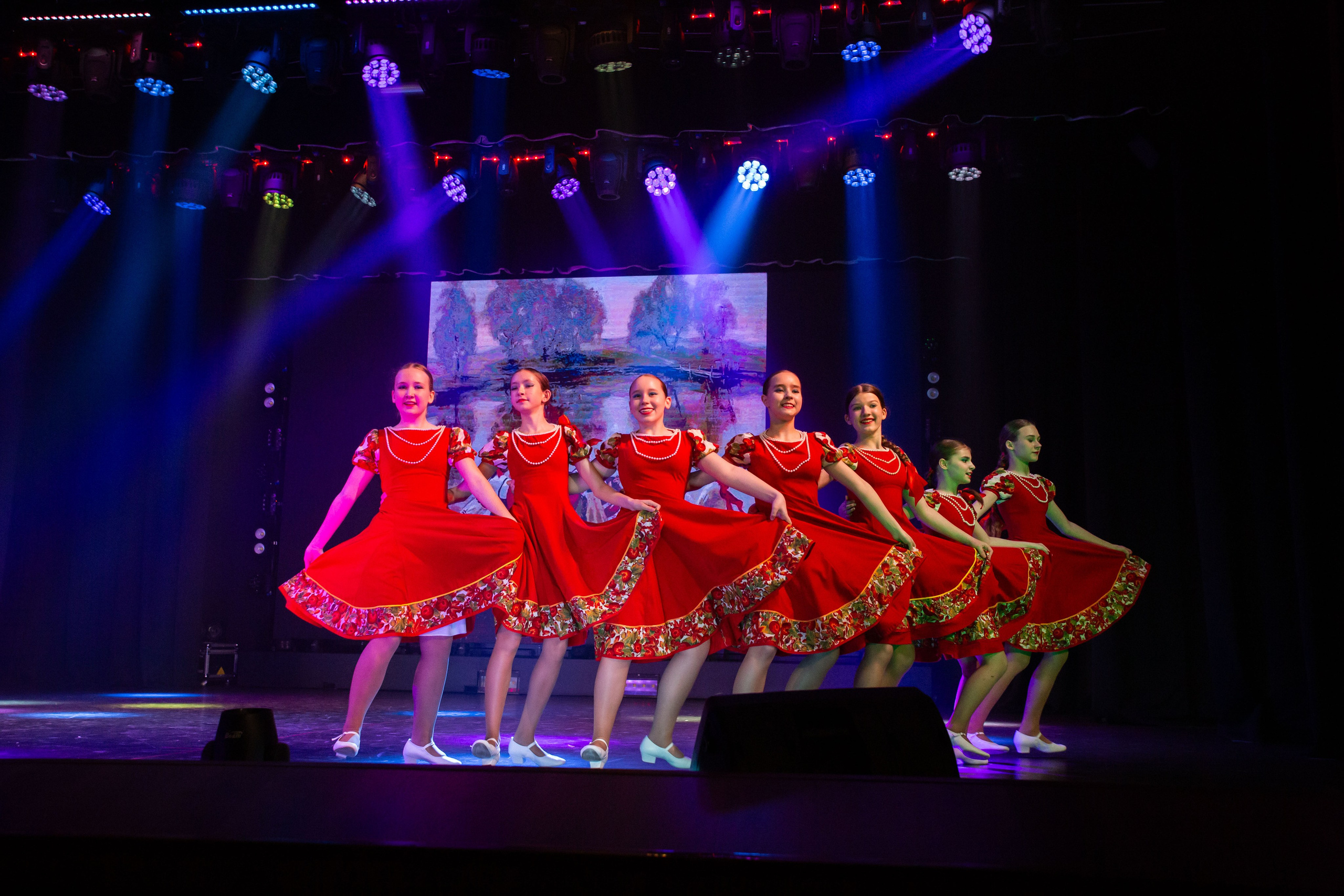 Дк Воровского отчетный концерт. Семейный и детский фотограф Анна Петракова