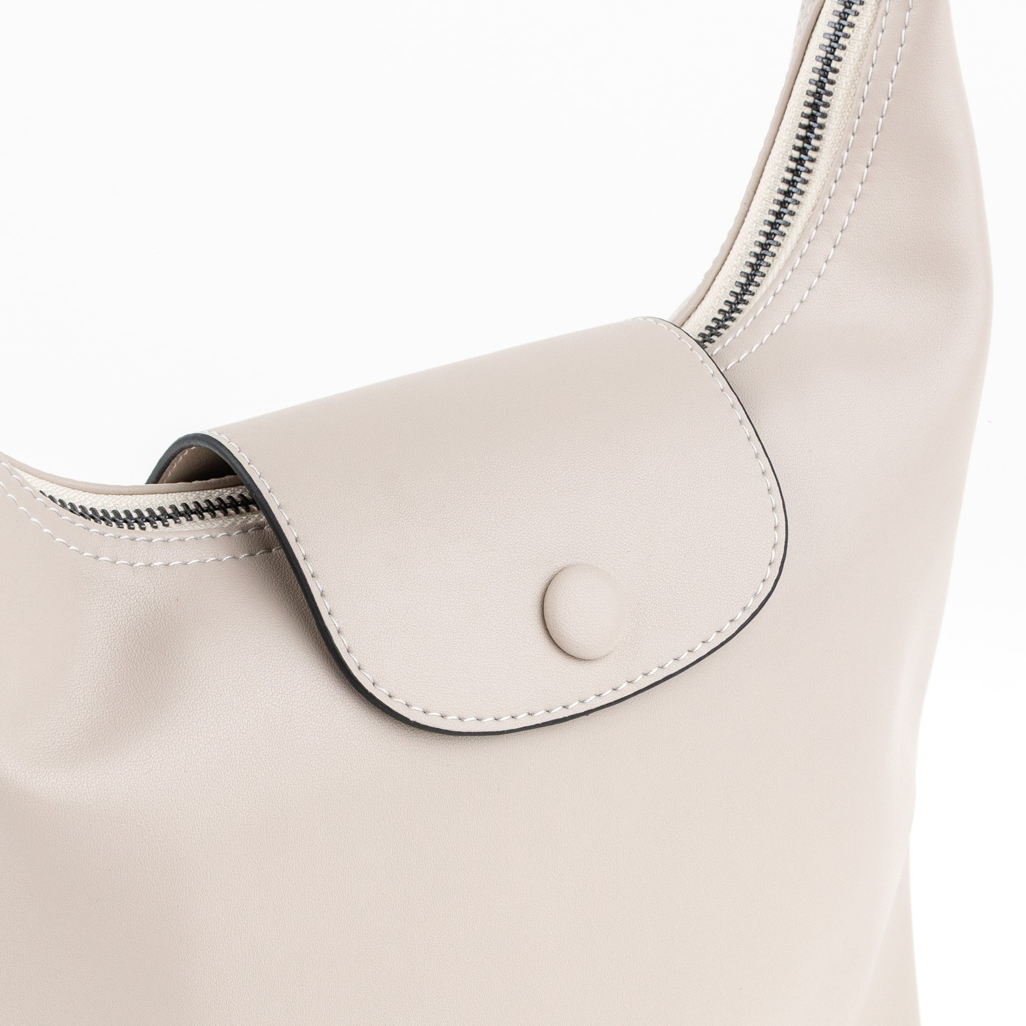 Сумки. Александр Стряпунин — предметный фотограф в Улан-Удэ