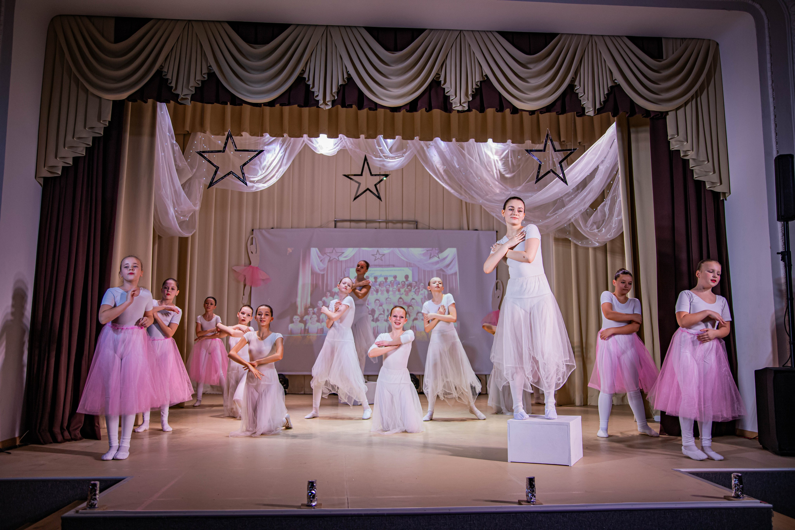 «Конфетти» Юбилейный концерт «Твори Добро». Фотограф Дарья Маташкова