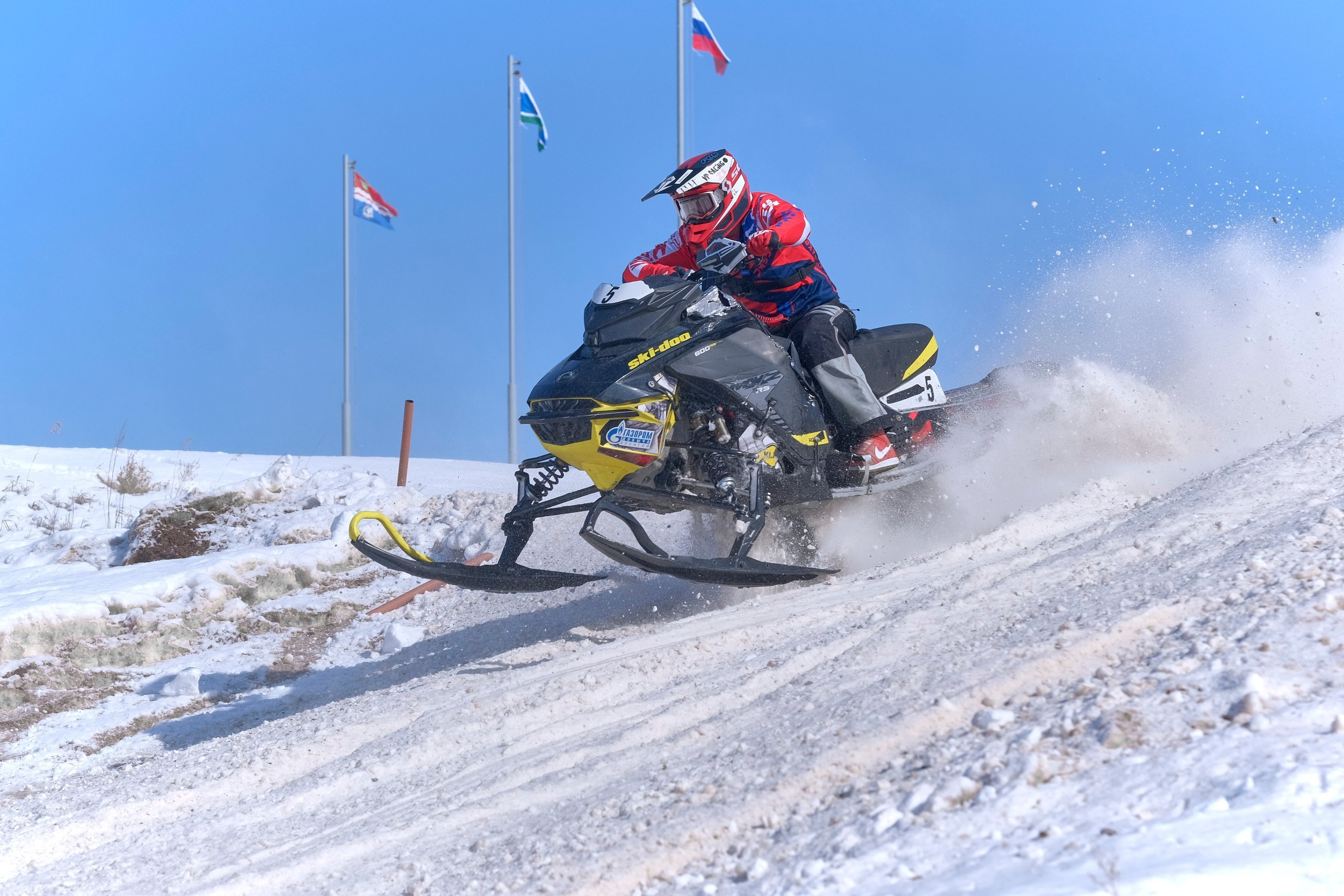 Соревнования по сноубайк кроссу и снегоходам. Свадьбы, Love Story, репортаж и портреты в Екатеринбурге