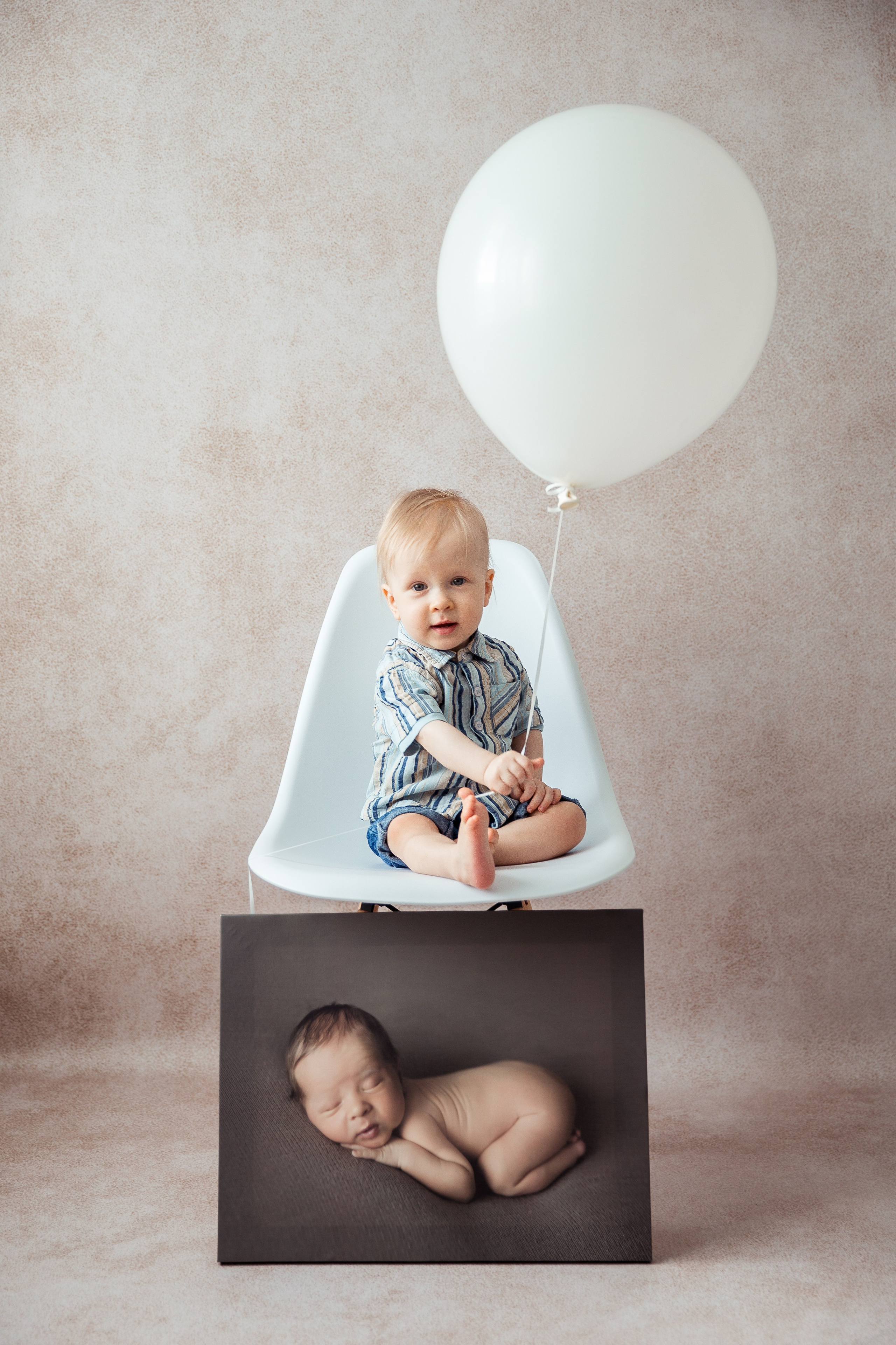 На белом фоне / минимализм. Детский фотограф, выпускные альбомы в Нижнем Новгороде Бодягина Мария