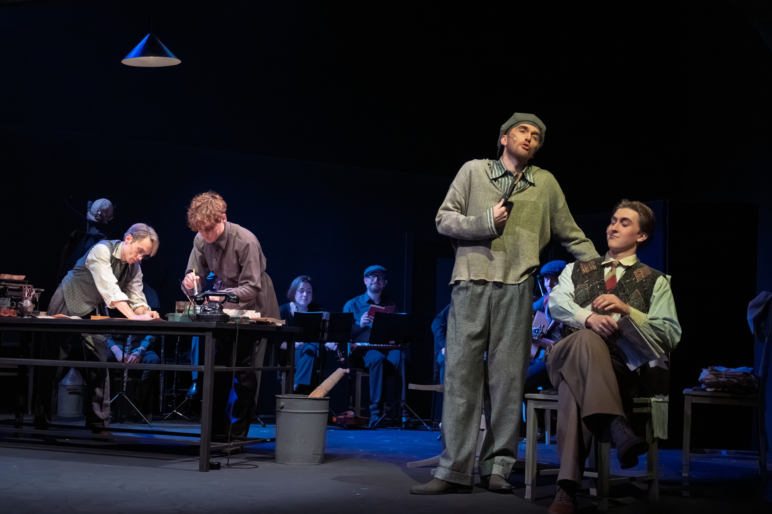 Театр Терезы Дуровой: Кто Есенин?. Сайт фотографа Сергея Абрамова