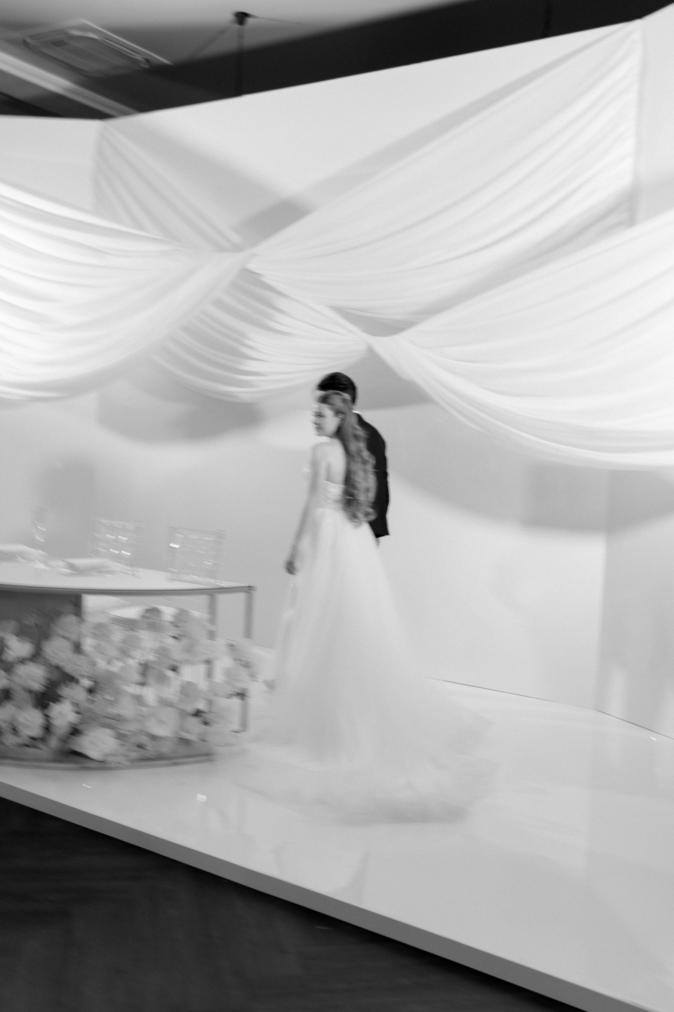 СВАДЕБНАЯ СЬЕМКА СБОРОВ В ОТЕЛЕ И ВЫЕЗД НА ЦЕРЕМОНИЮ (СНЯТО В СИБИРЕ В НИЖНЕВАРТОВСКЕ). Профессиональный фотограф, Санкт-Петербург — Виктория Богомолова