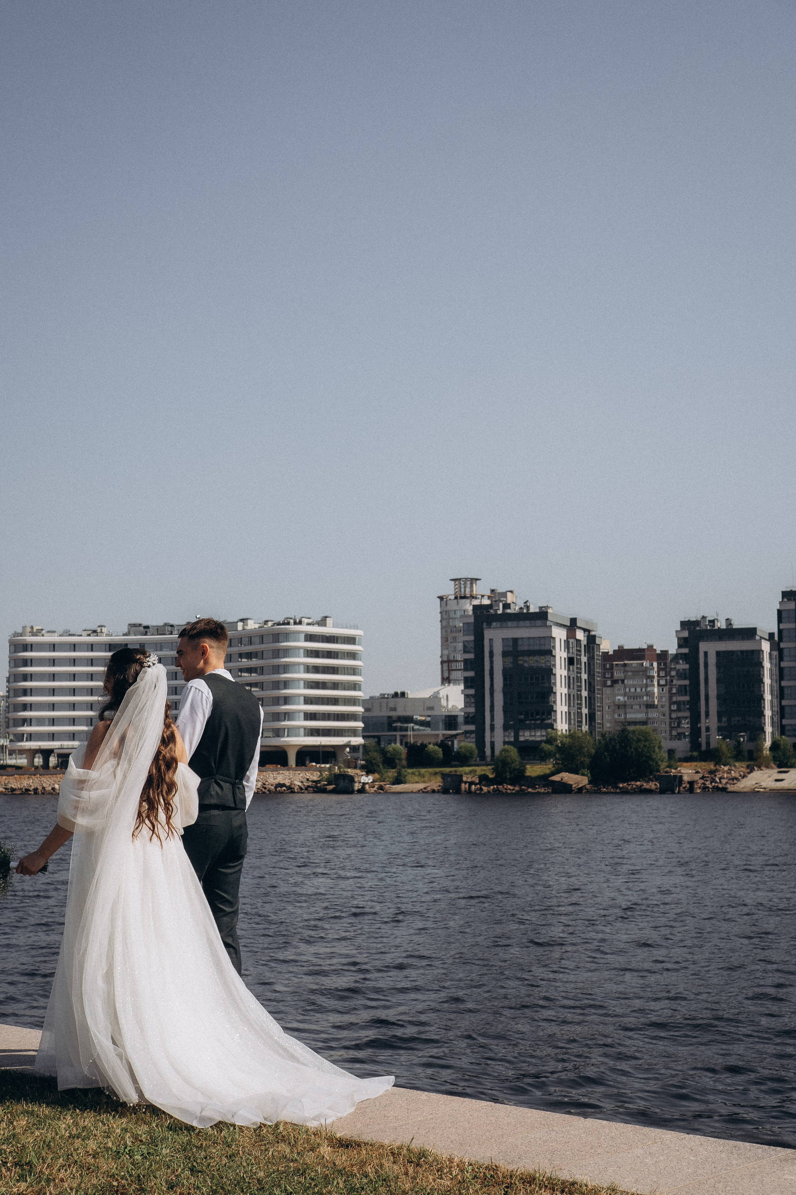 СВАДЕБНАЯ СЬЕМК В ПАРКЕ 300-ЛЕТИЯ. Профессиональный фотограф, Санкт-Петербург — Виктория Богомолова