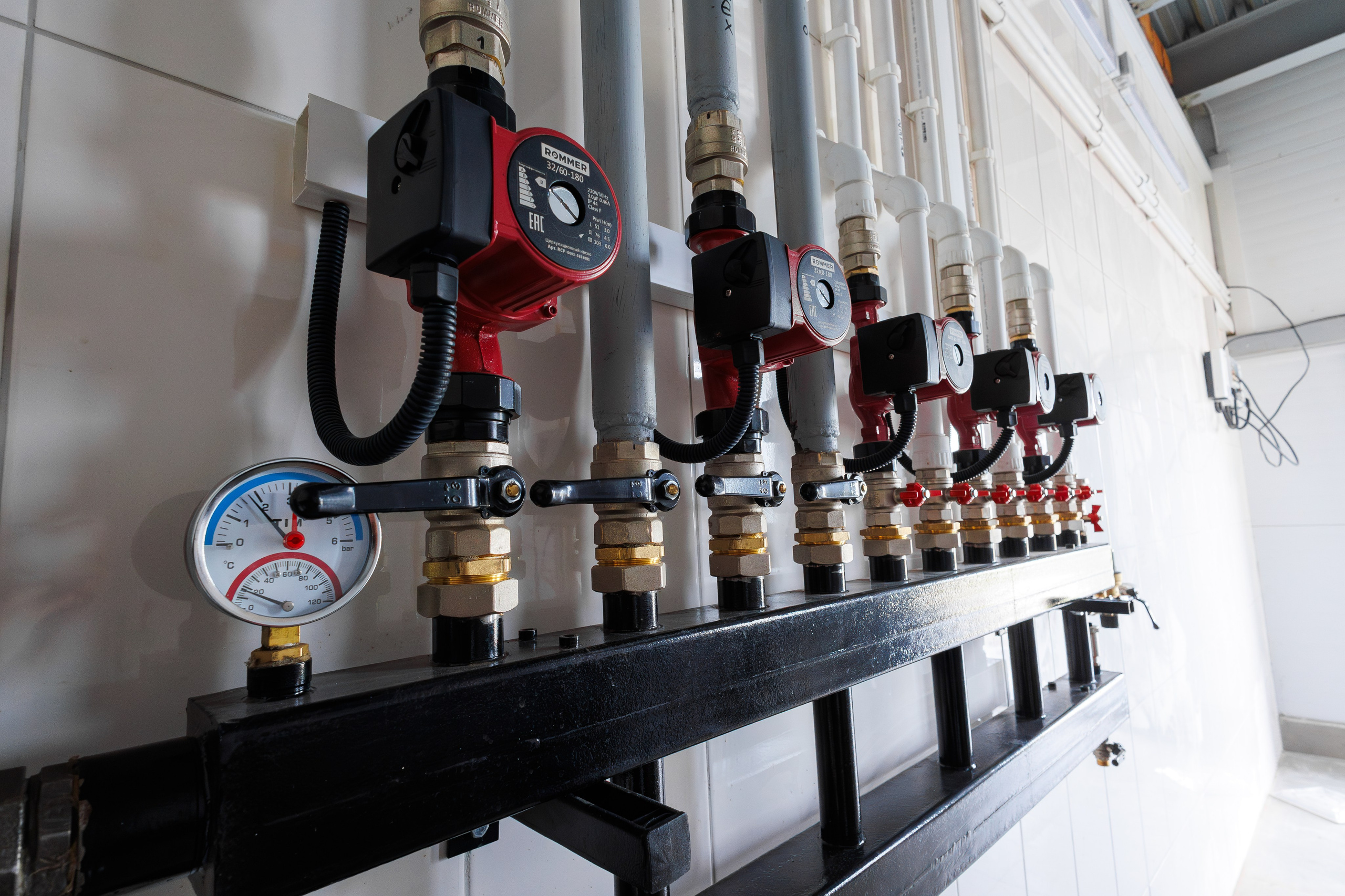 Склады под аренду. Фотосъёмка для бизнеса — предметное фото, репортаж с мероприятий, портреты людей, съёмка интерьера и экстерьера