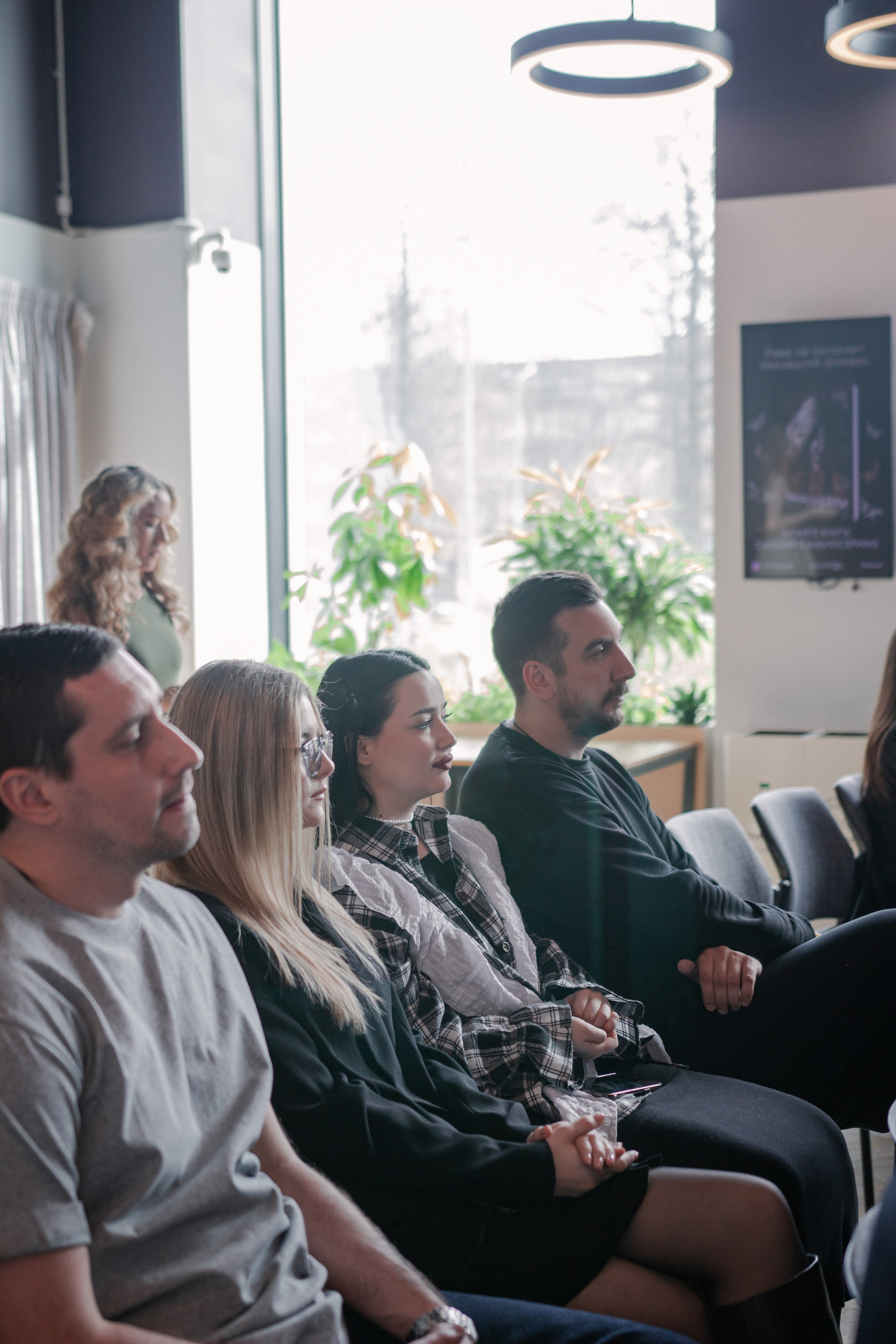 Планерка компании недвижимости. Фотограф Москва — личные фотосессии, лавстори в студии