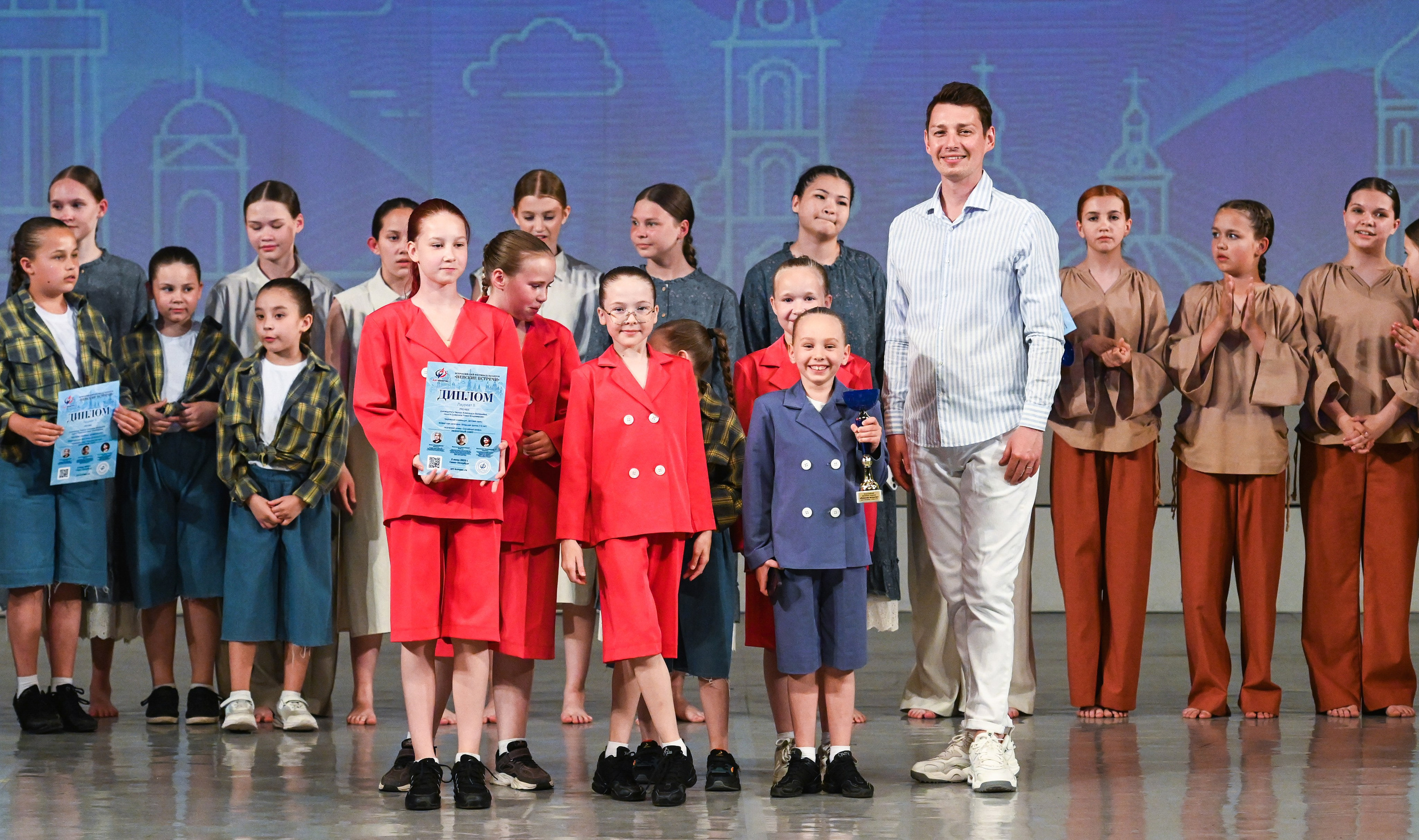 02.06.2025 «АртКомпас» Всероссийский фестиваль талантов «Невские встречи» г. Санкт-Петербург. Медиастудия Фото Концепт