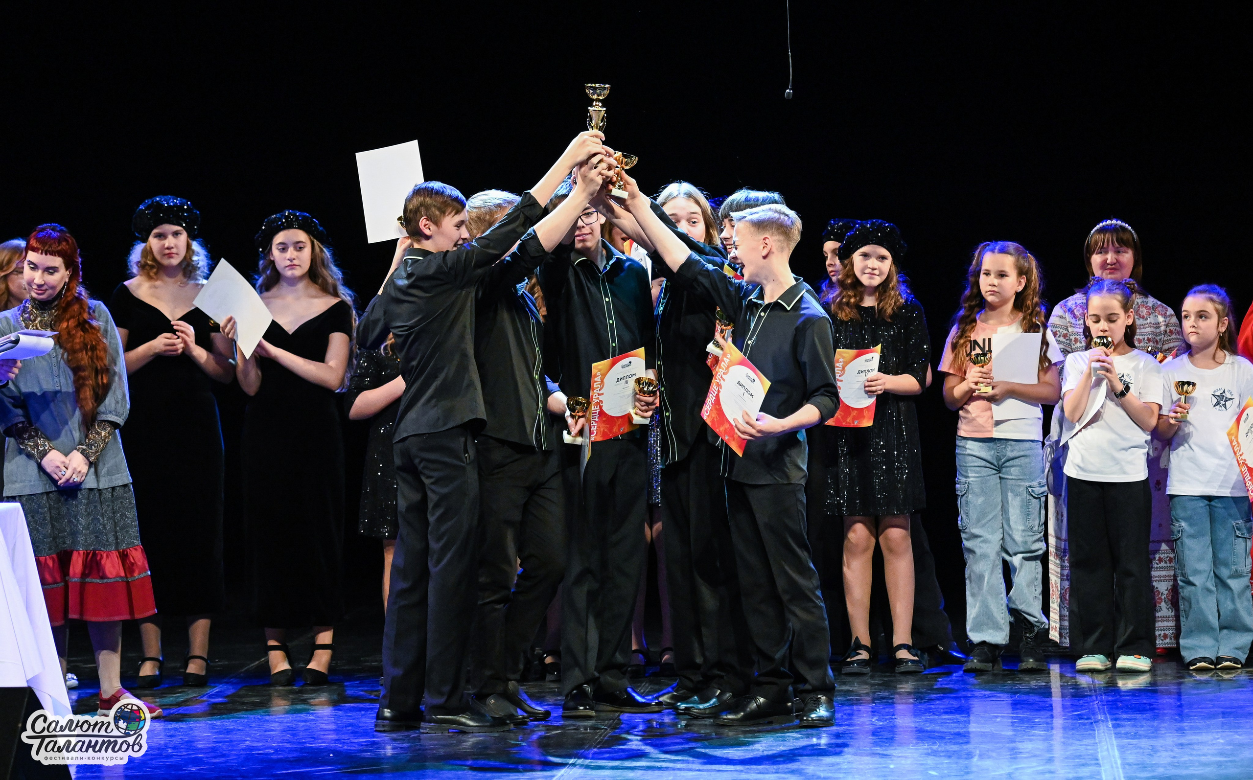 30.10.2024 6-й Международный Творческий Фестиваль-Конкурс «СЕРДЦЕ УРАЛА» г. Екб. Медиастудия Фото Концепт