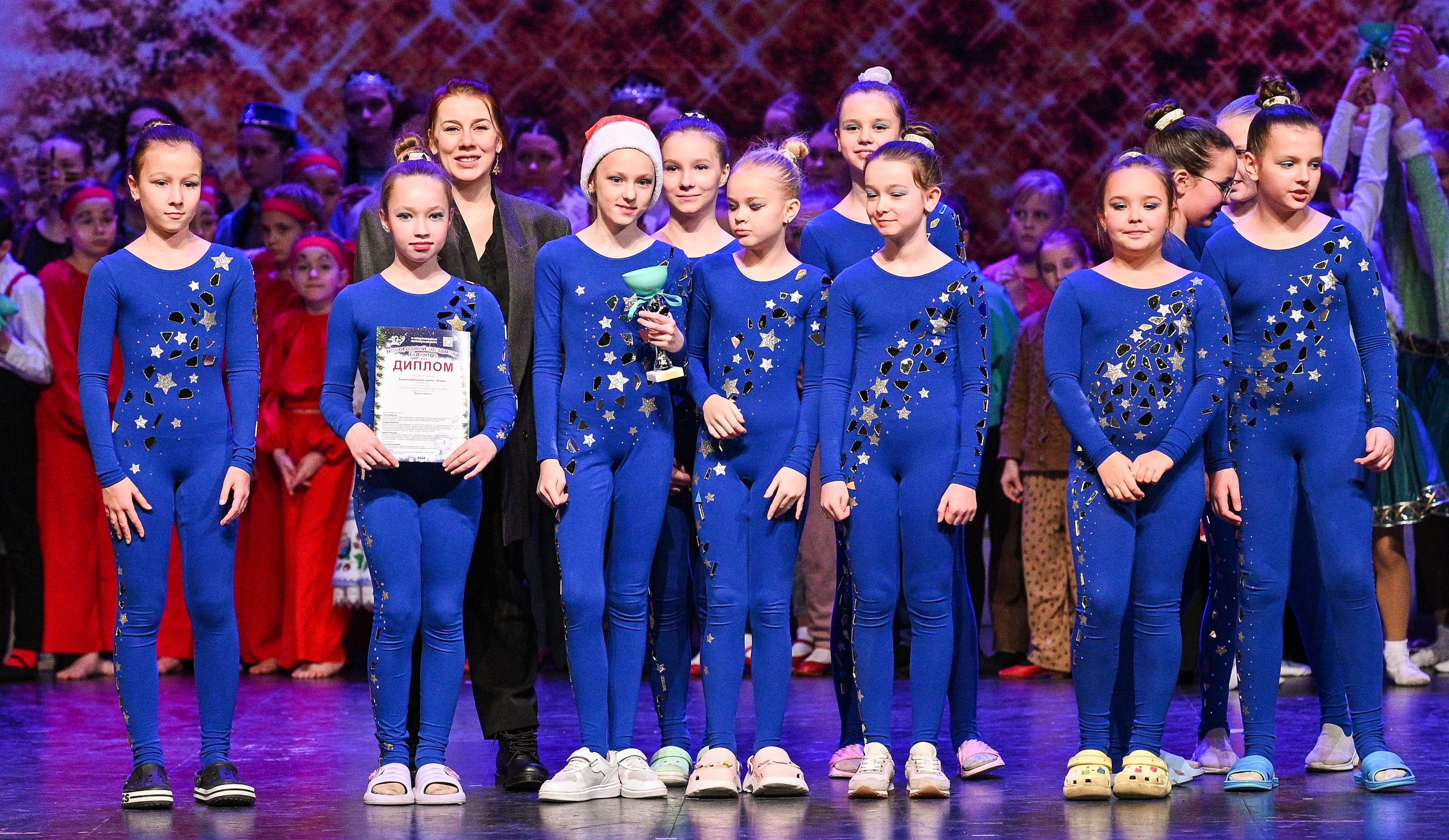 14.11.2024 «Новогодний Звездопад Талантов» Фестивальное движение «Шаг к мечте» г. Москва. Медиастудия Фото Концепт