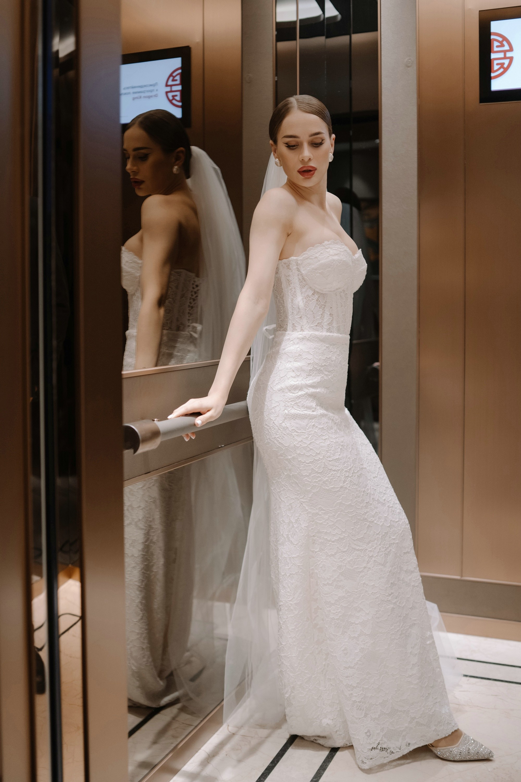 Свадебная фотосессия в Soluxe hotel Moscow. Свадебный и семейный фотограф в Москве Светлана Зоткина