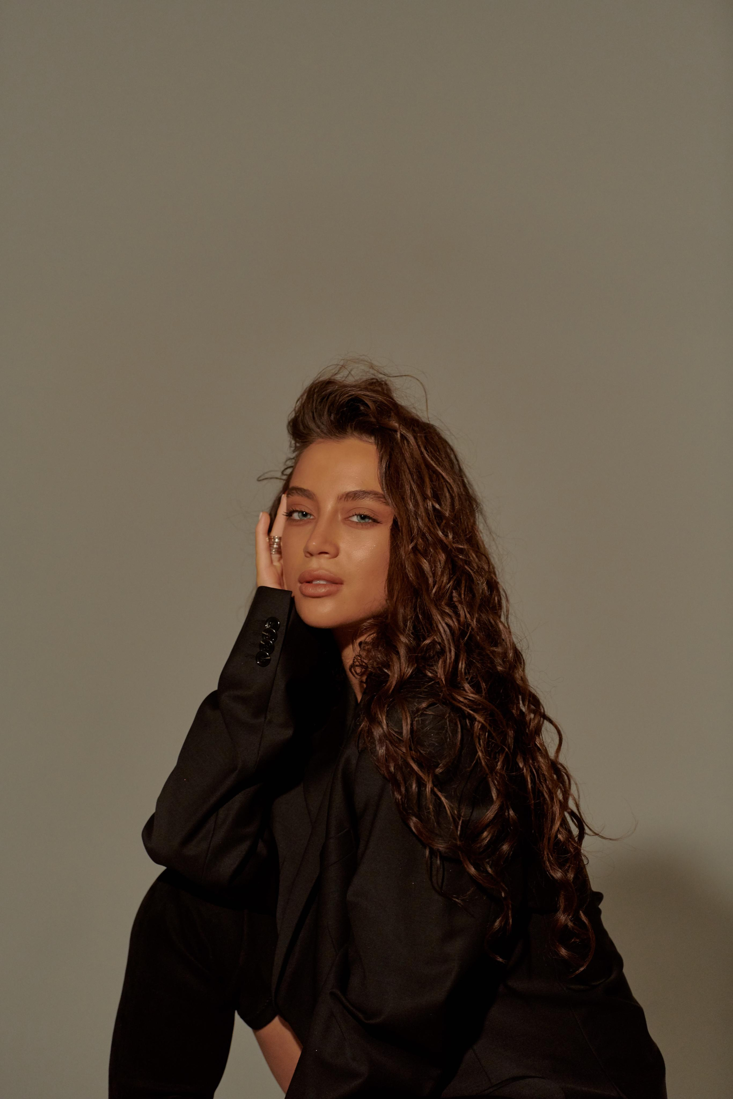 Lee. Анна Мамаева коммерческий фотограф в Красноярске