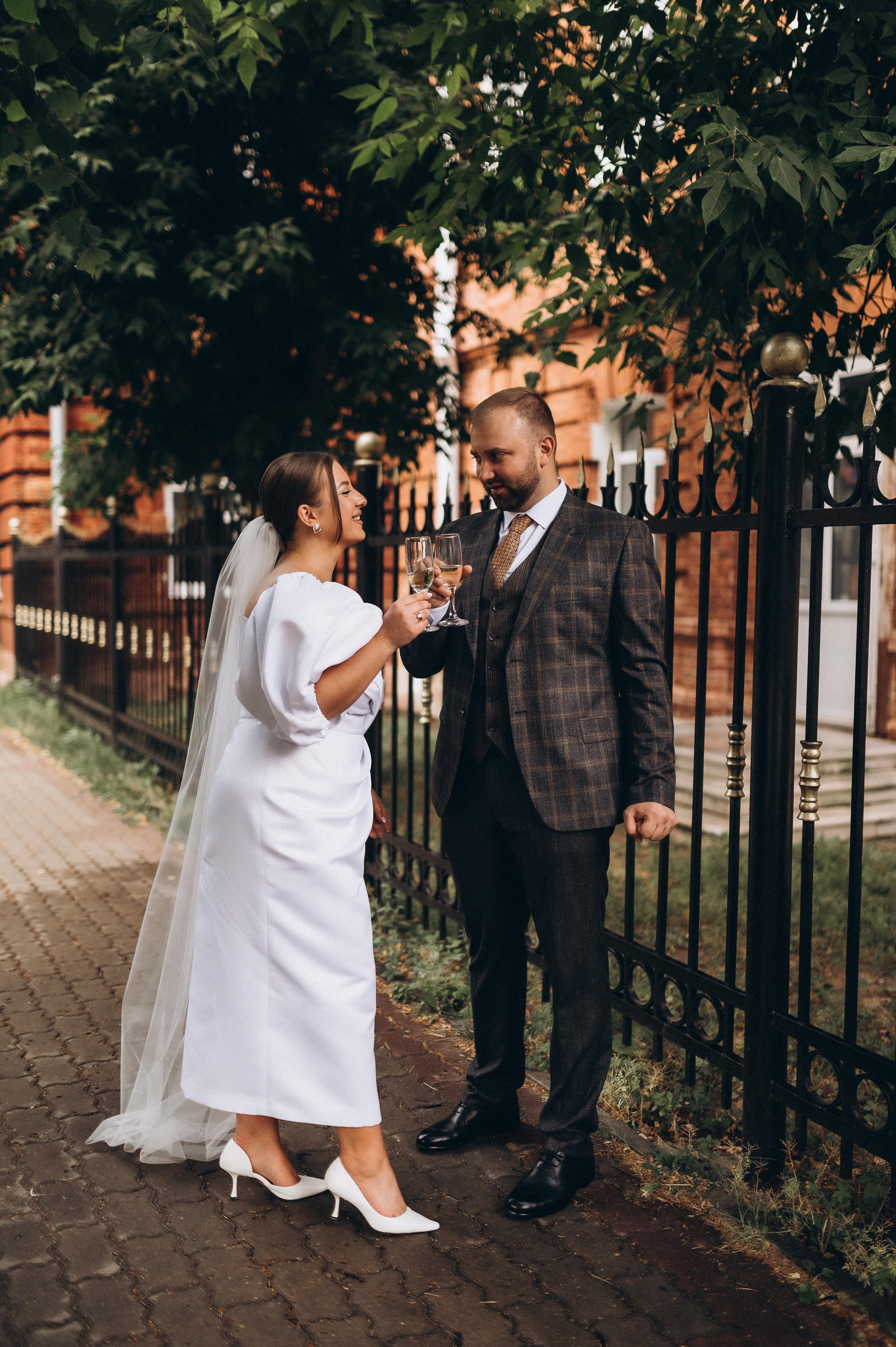 Камерная свадьба (Сборы, загс, фотопрогулка). Фотограф ПИТЕР СПБ Надежда Баранова