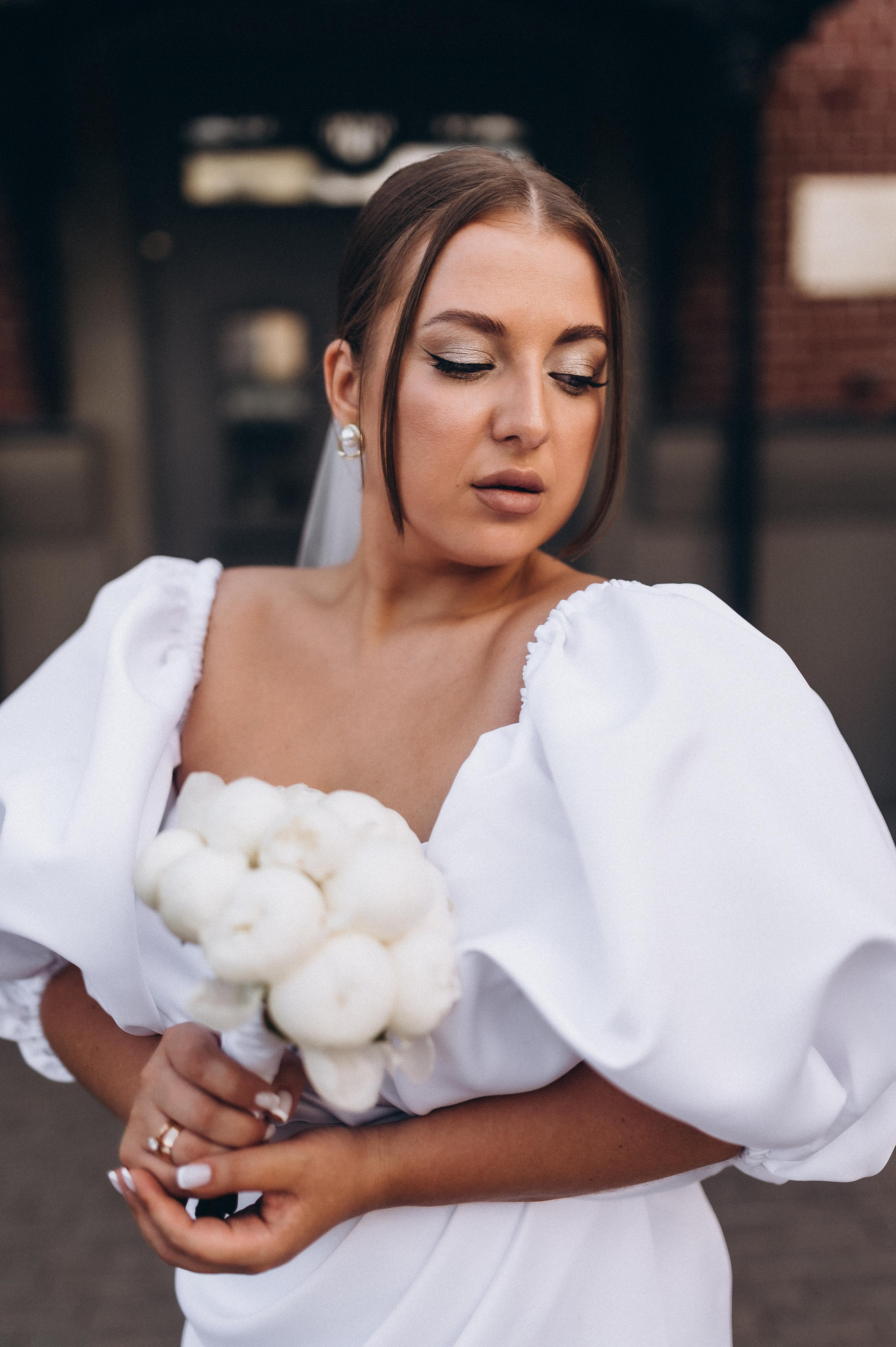 Камерная свадьба (Сборы, загс, фотопрогулка). Фотограф ПИТЕР СПБ Надежда Баранова