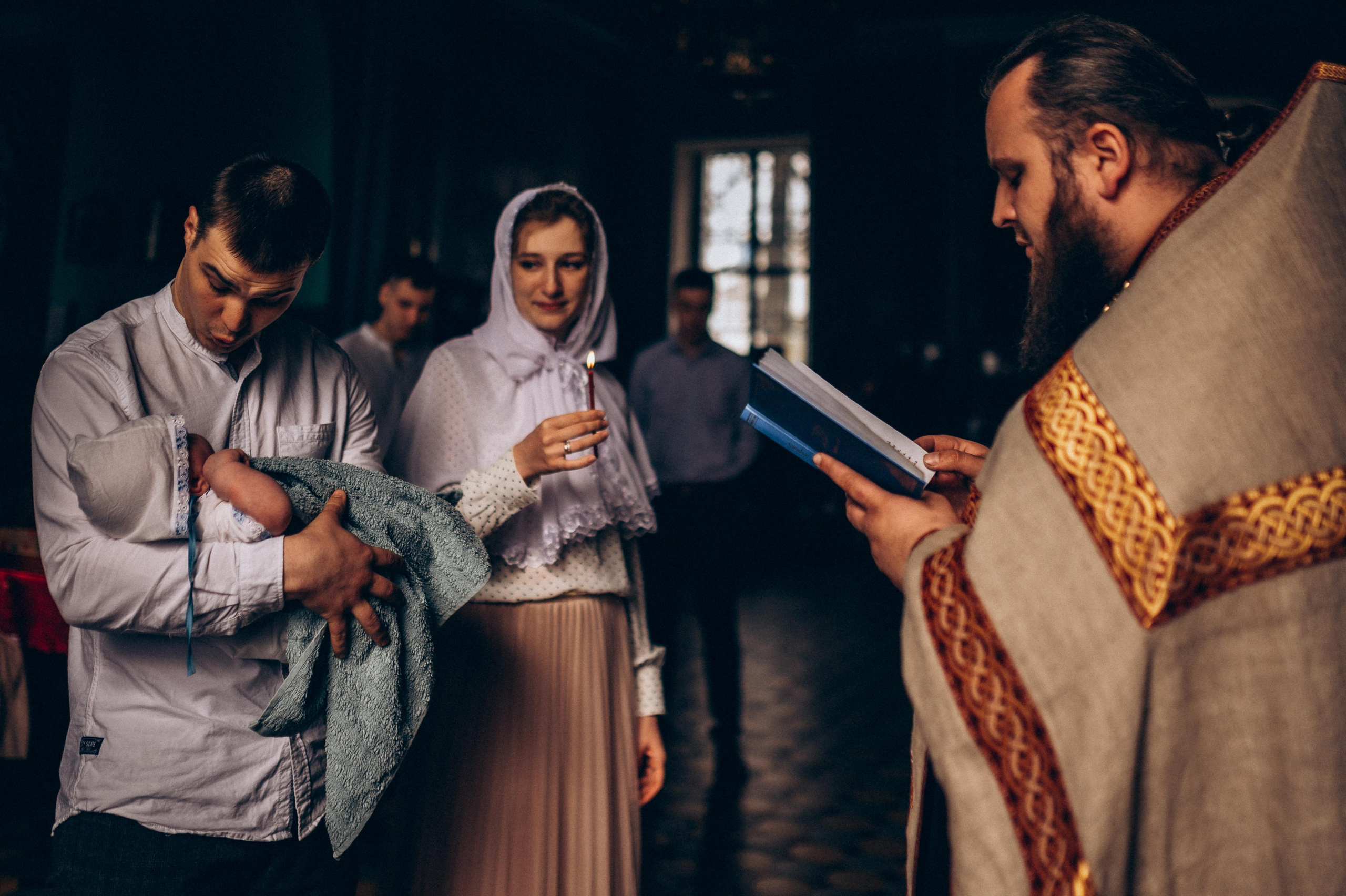 Таинство крещения. Фотограф ПИТЕР СПБ Надежда Баранова