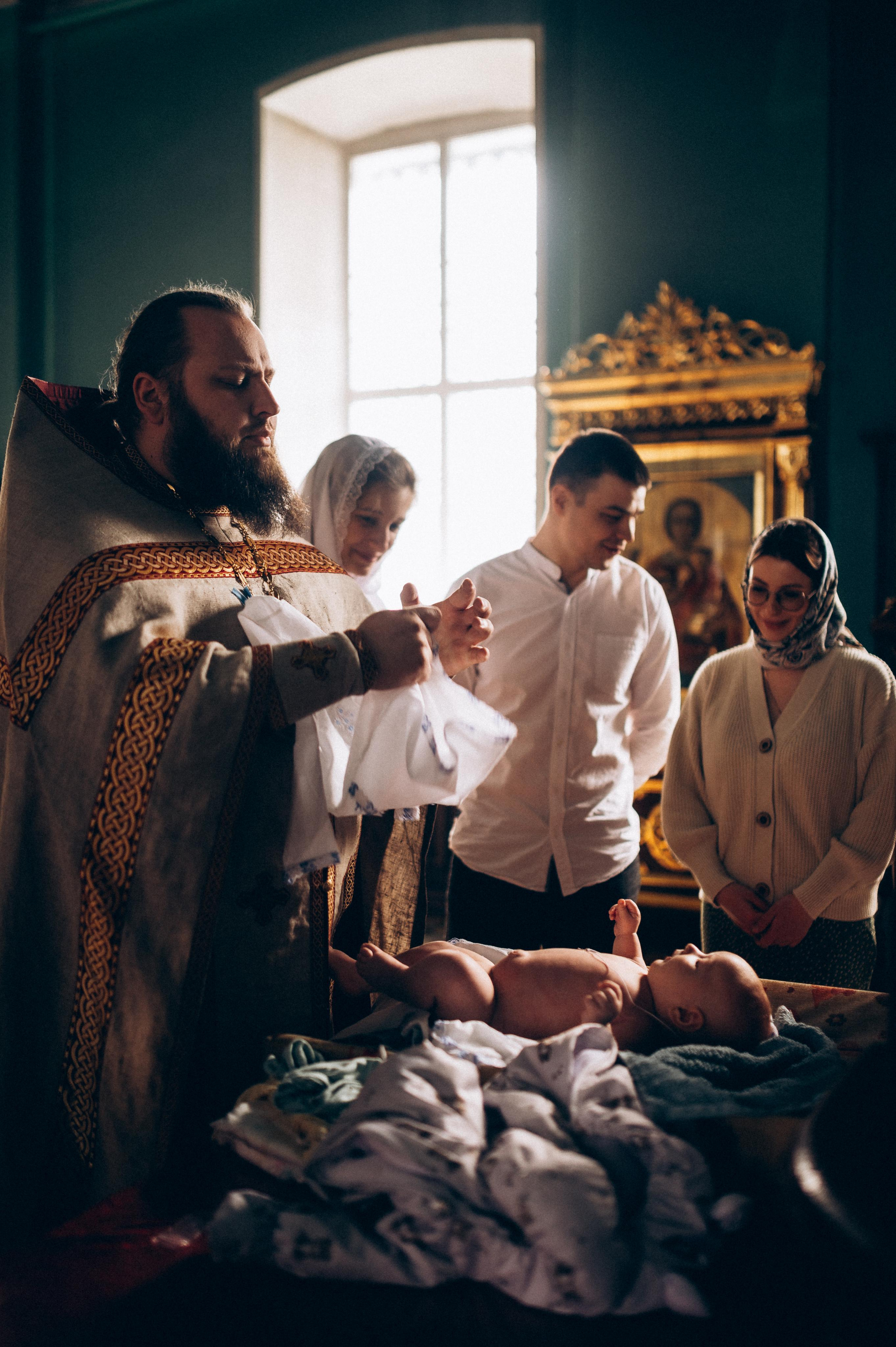 Таинство крещения. Фотограф ПИТЕР СПБ Надежда Баранова