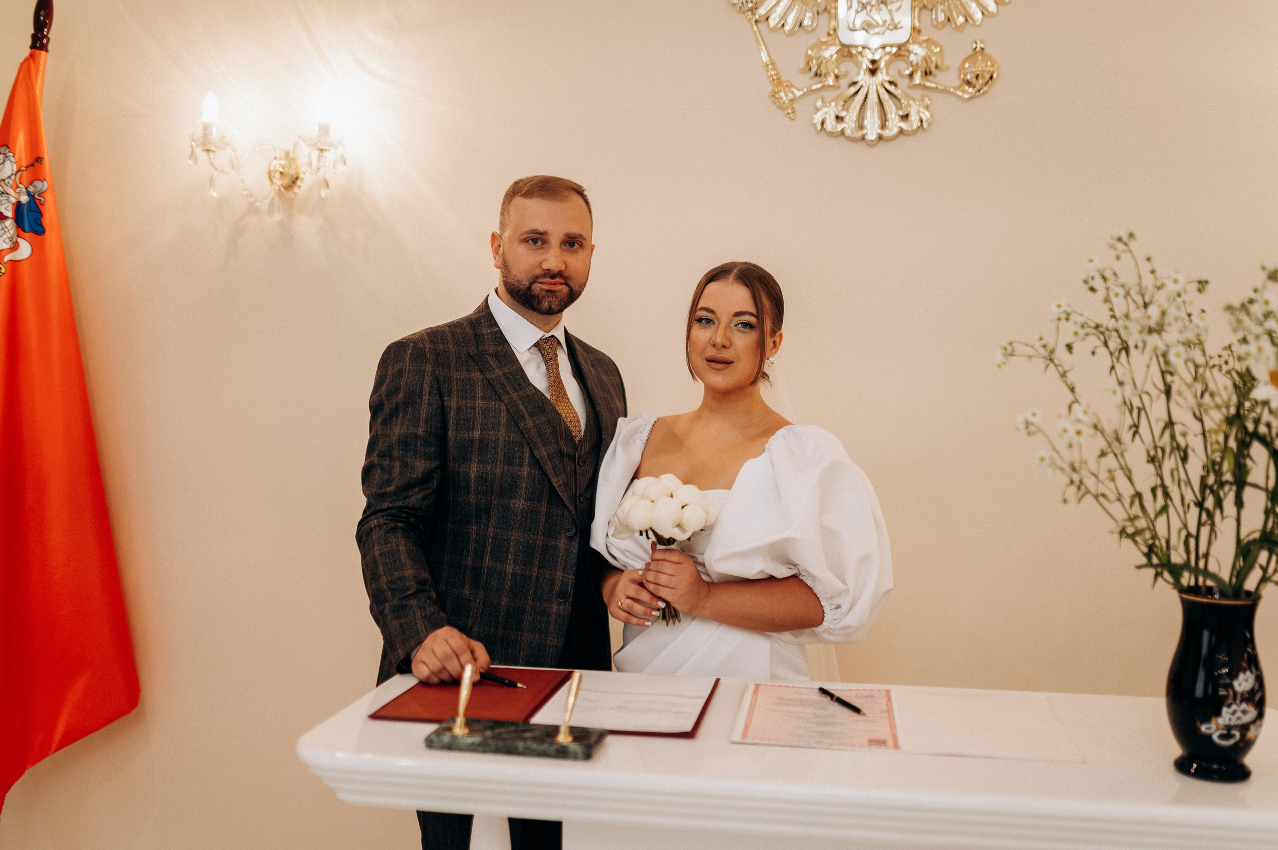 Камерная свадьба (Сборы, загс, фотопрогулка). Фотограф ПИТЕР СПБ Надежда Баранова