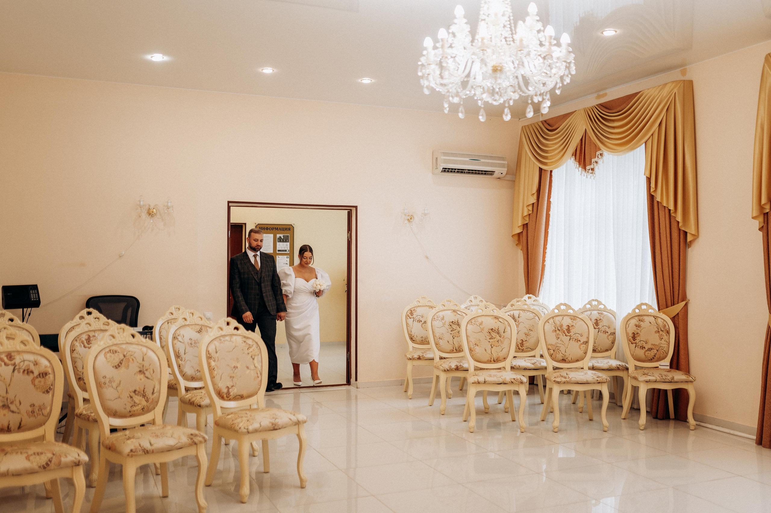 Камерная свадьба (Сборы, загс, фотопрогулка). Фотограф ПИТЕР СПБ Надежда Баранова