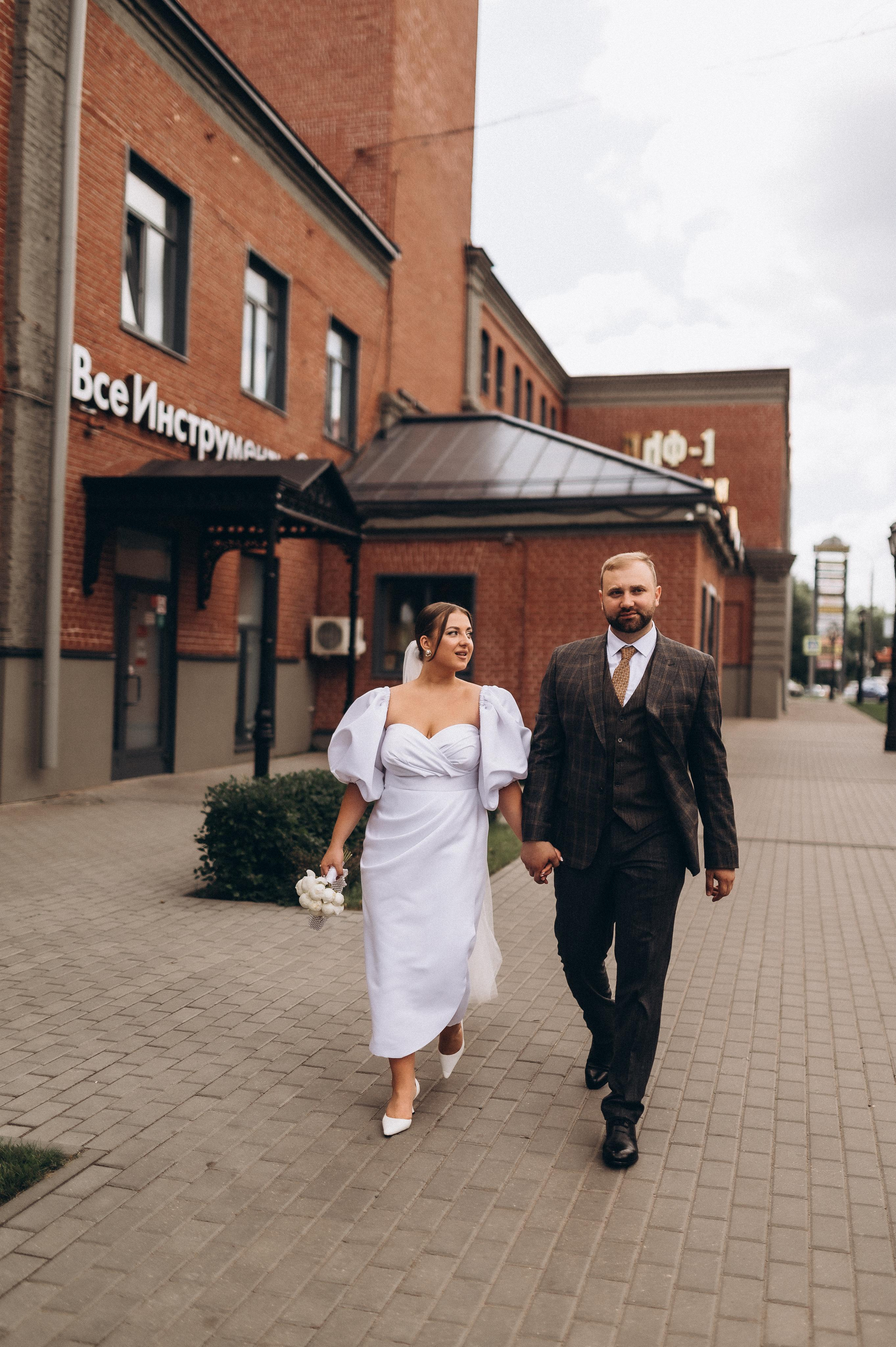 Камерная свадьба (Сборы, загс, фотопрогулка). Фотограф ПИТЕР СПБ Надежда Баранова