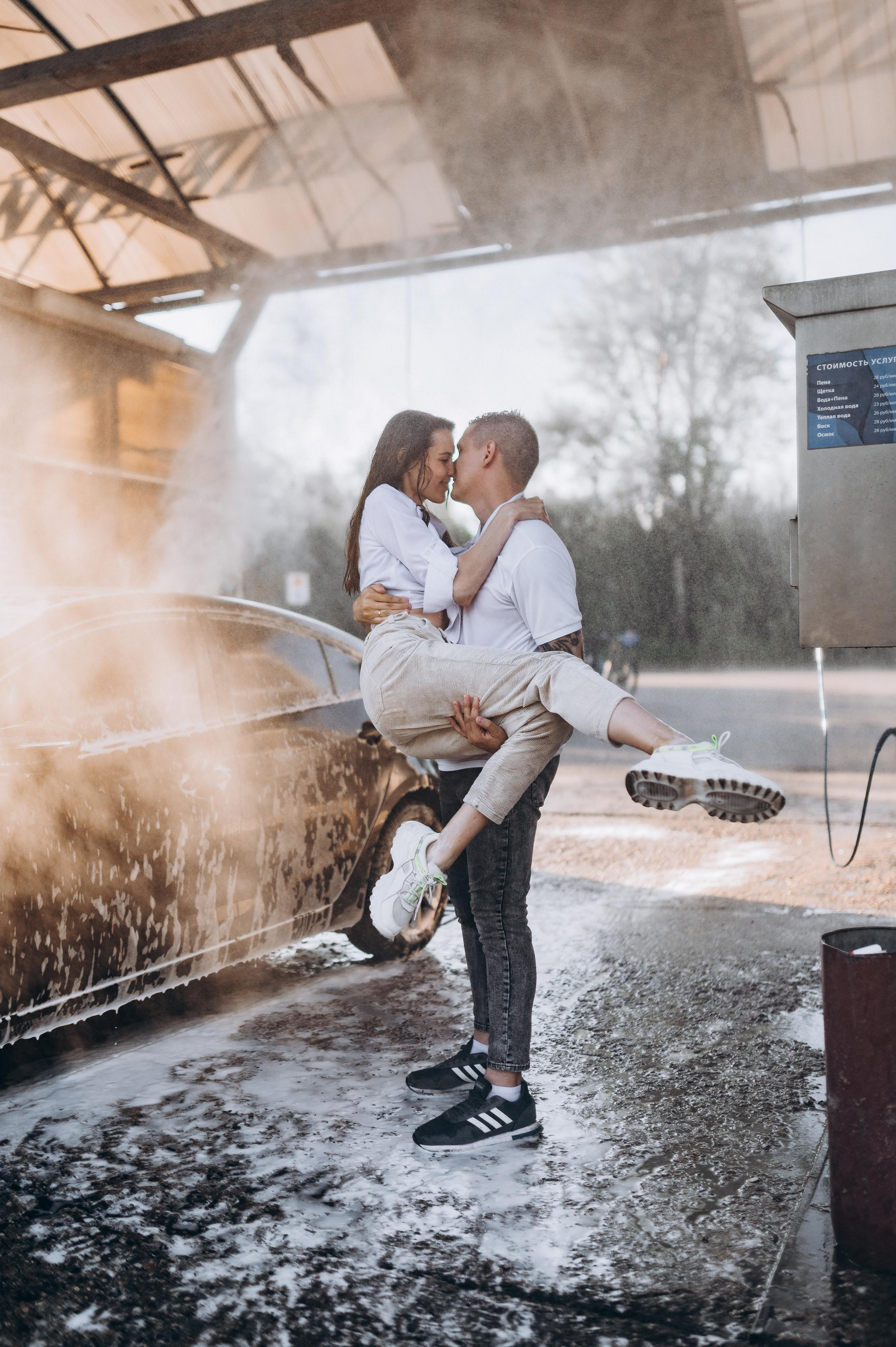 Любовь на мойке. Фотограф ПИТЕР СПБ Надежда Баранова