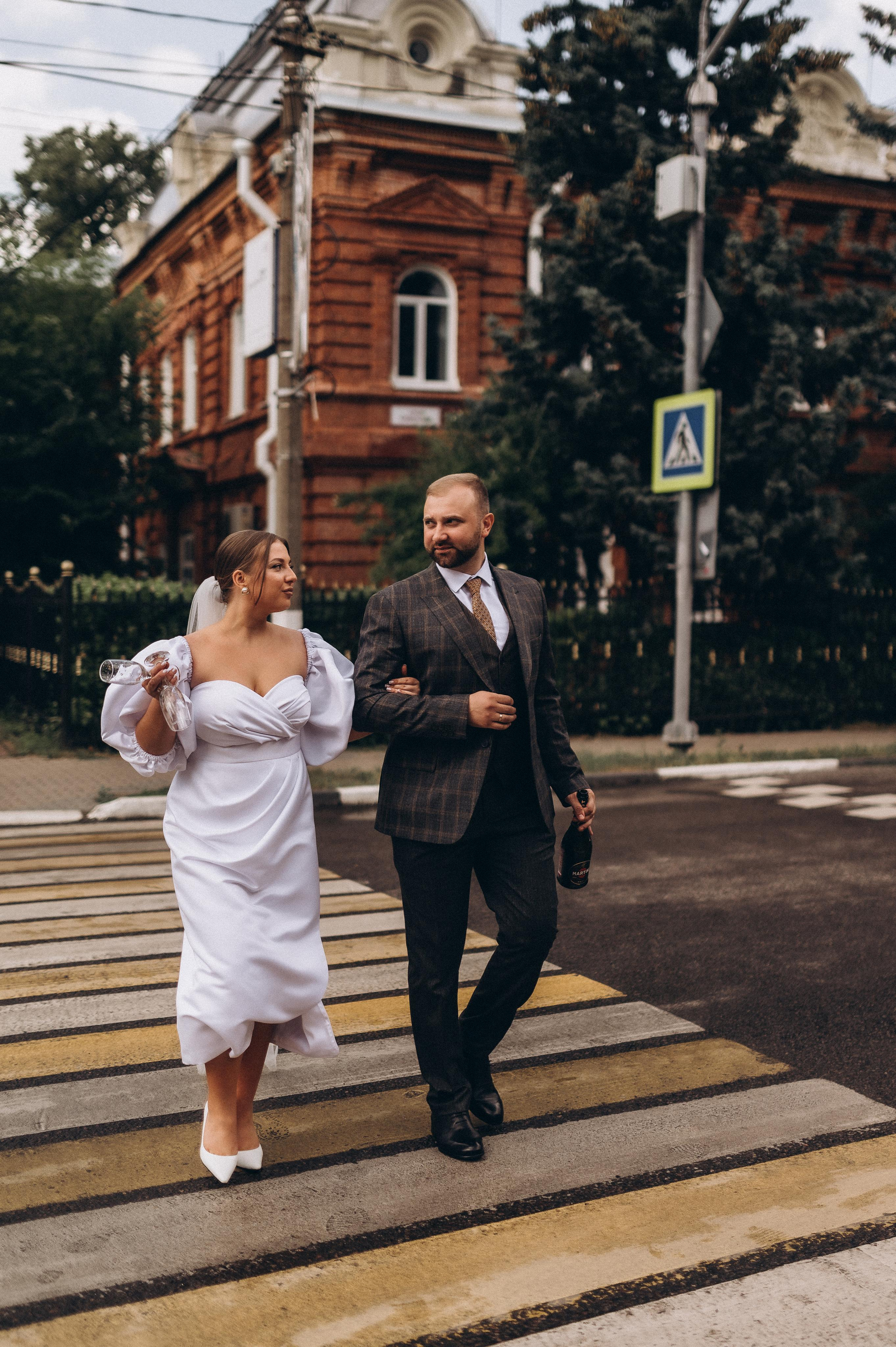 Камерная свадьба (Сборы, загс, фотопрогулка). Фотограф ПИТЕР СПБ Надежда Баранова