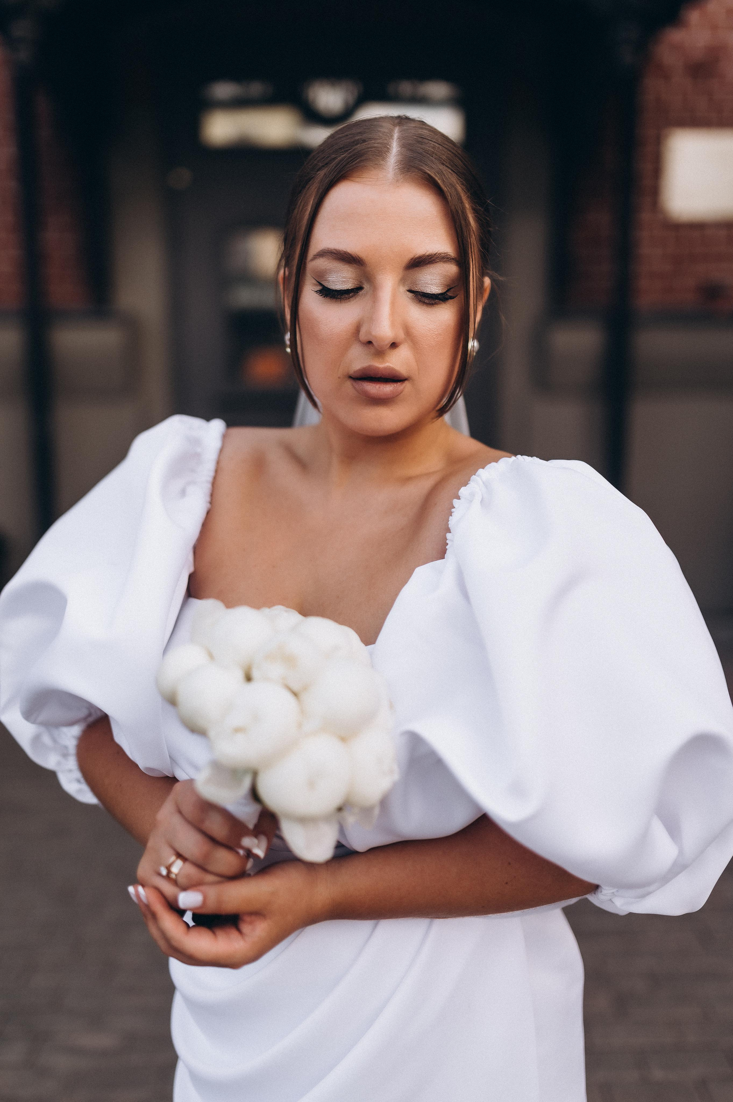 Камерная свадьба (Сборы, загс, фотопрогулка). Фотограф ПИТЕР СПБ Надежда Баранова