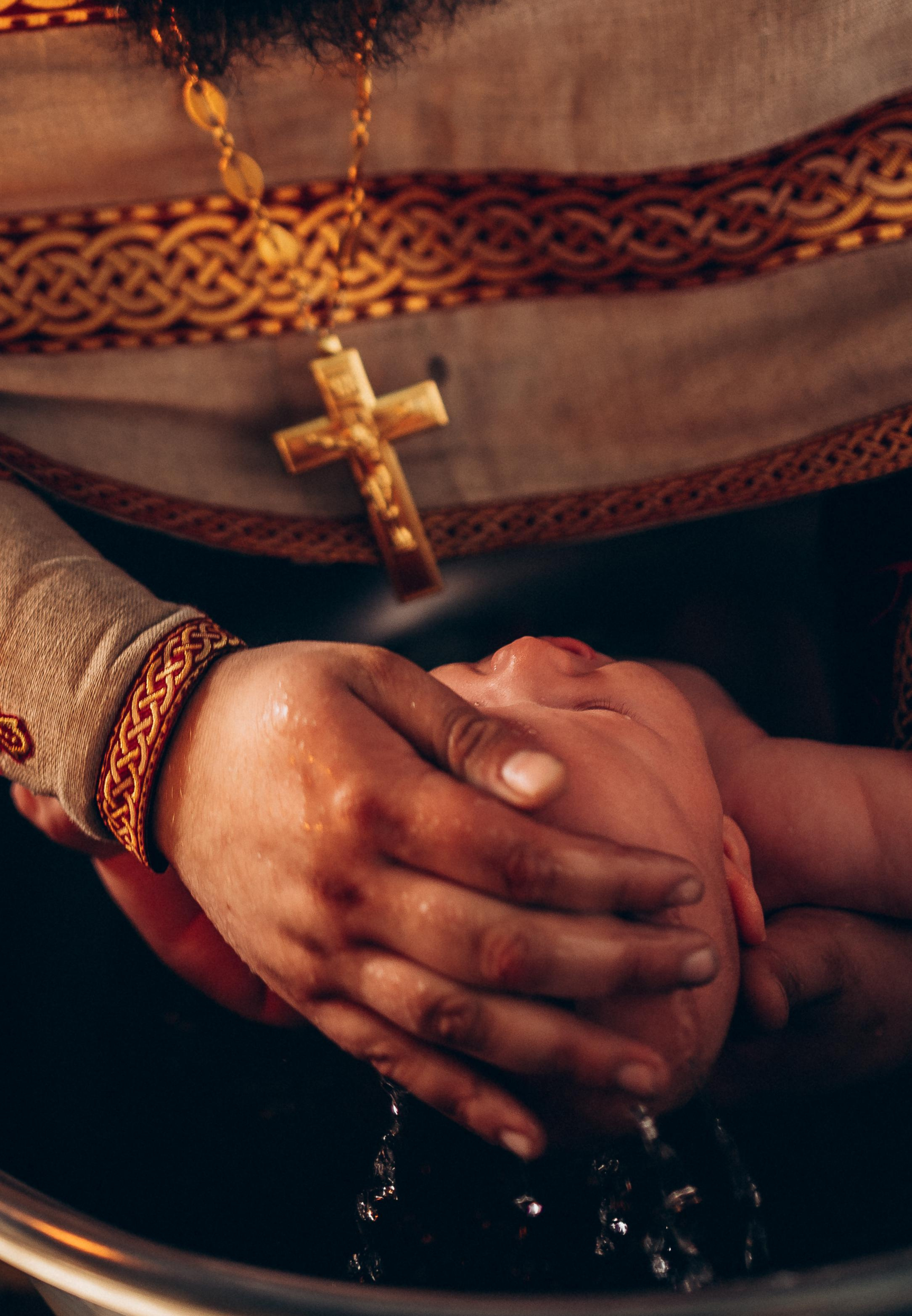 Таинство крещения. Фотограф ПИТЕР СПБ Надежда Баранова