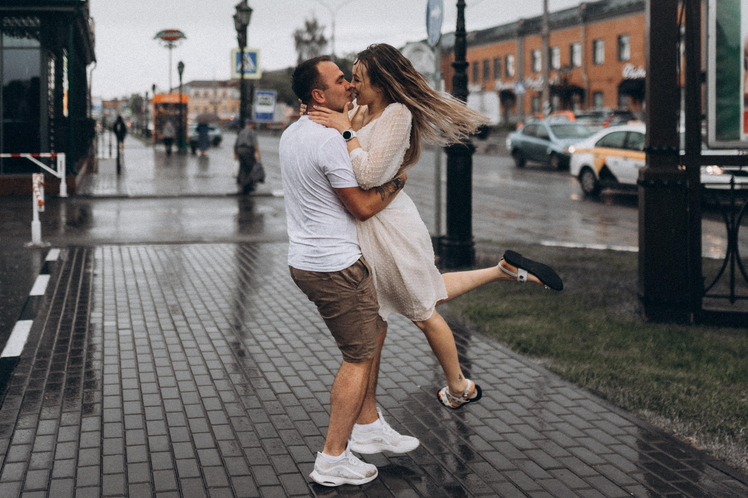 Лав-стори под дождем. Фотограф ПИТЕР СПБ Надежда Баранова