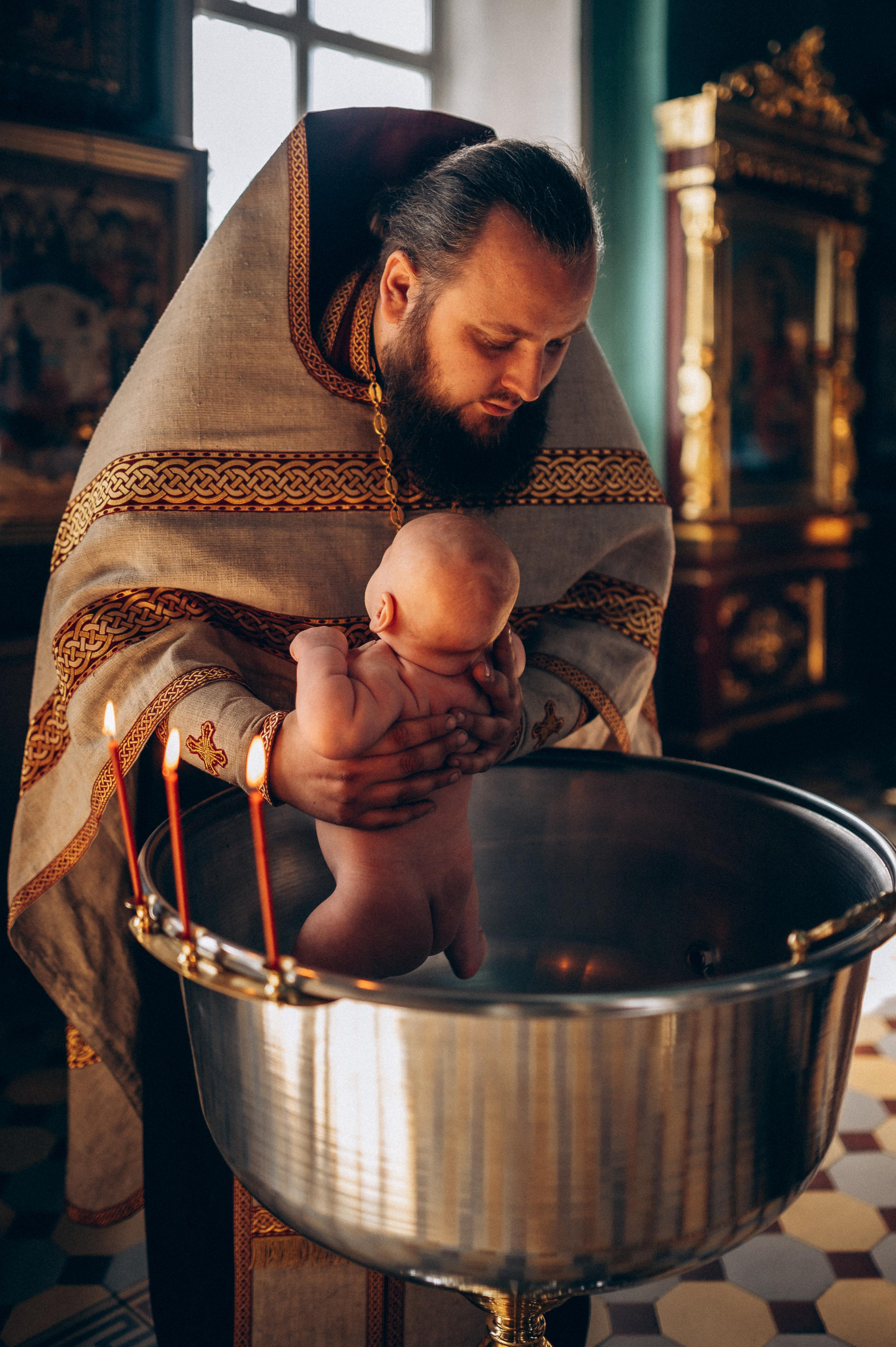 Таинство крещения. Фотограф ПИТЕР СПБ Надежда Баранова