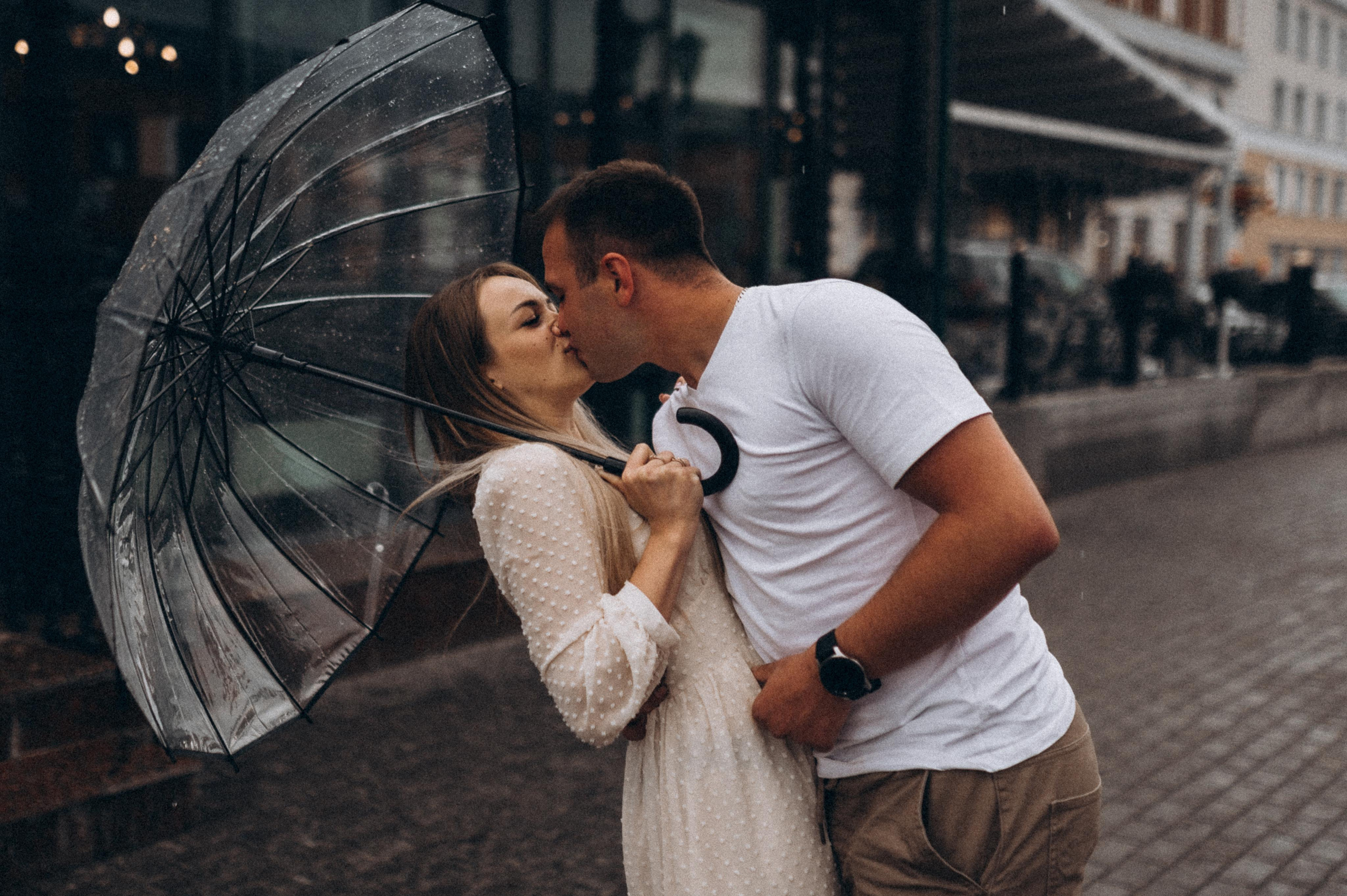 Лав-стори под дождем. Фотограф ПИТЕР СПБ Надежда Баранова