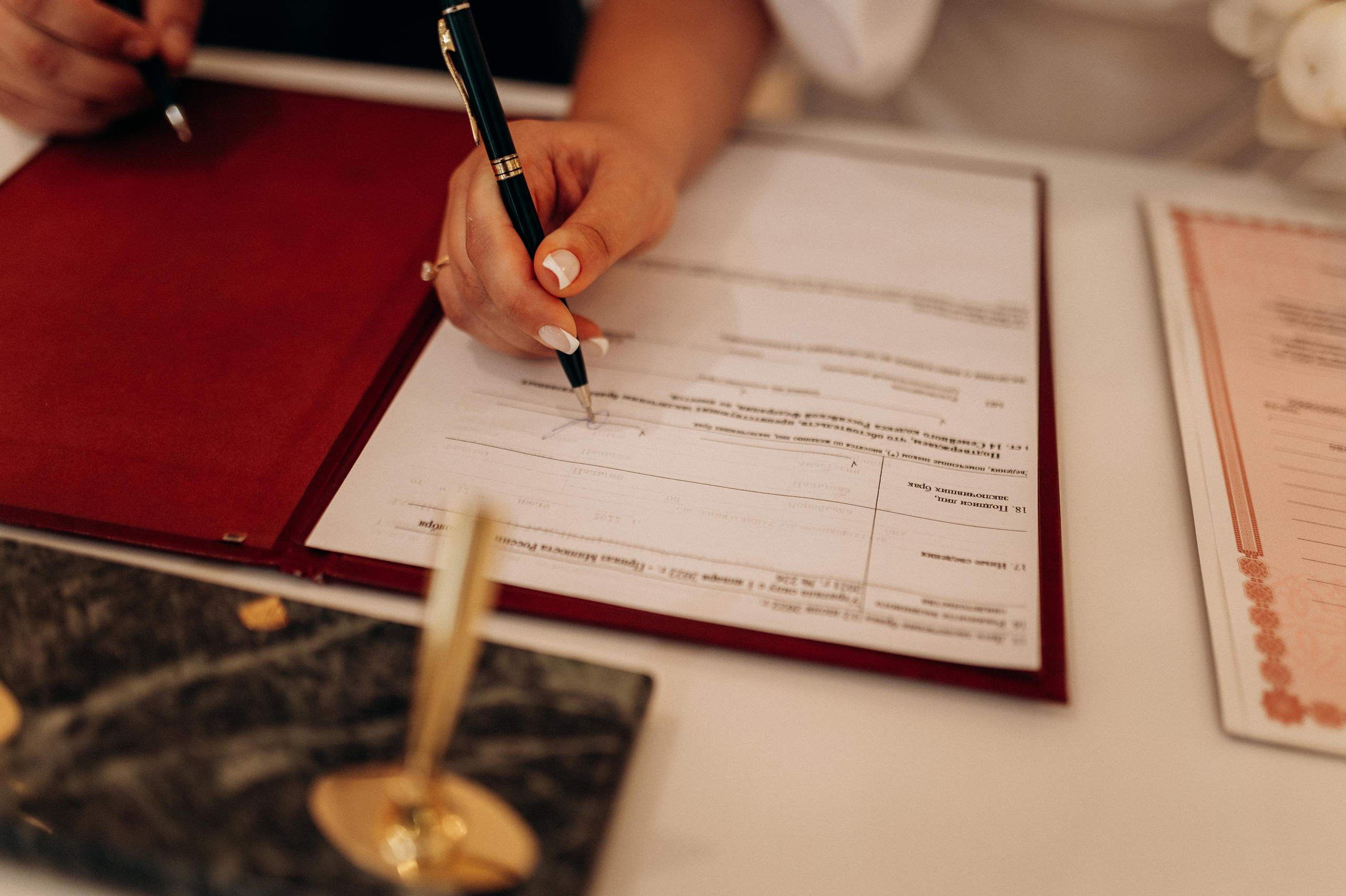 Камерная свадьба (Сборы, загс, фотопрогулка). Фотограф ПИТЕР СПБ Надежда Баранова