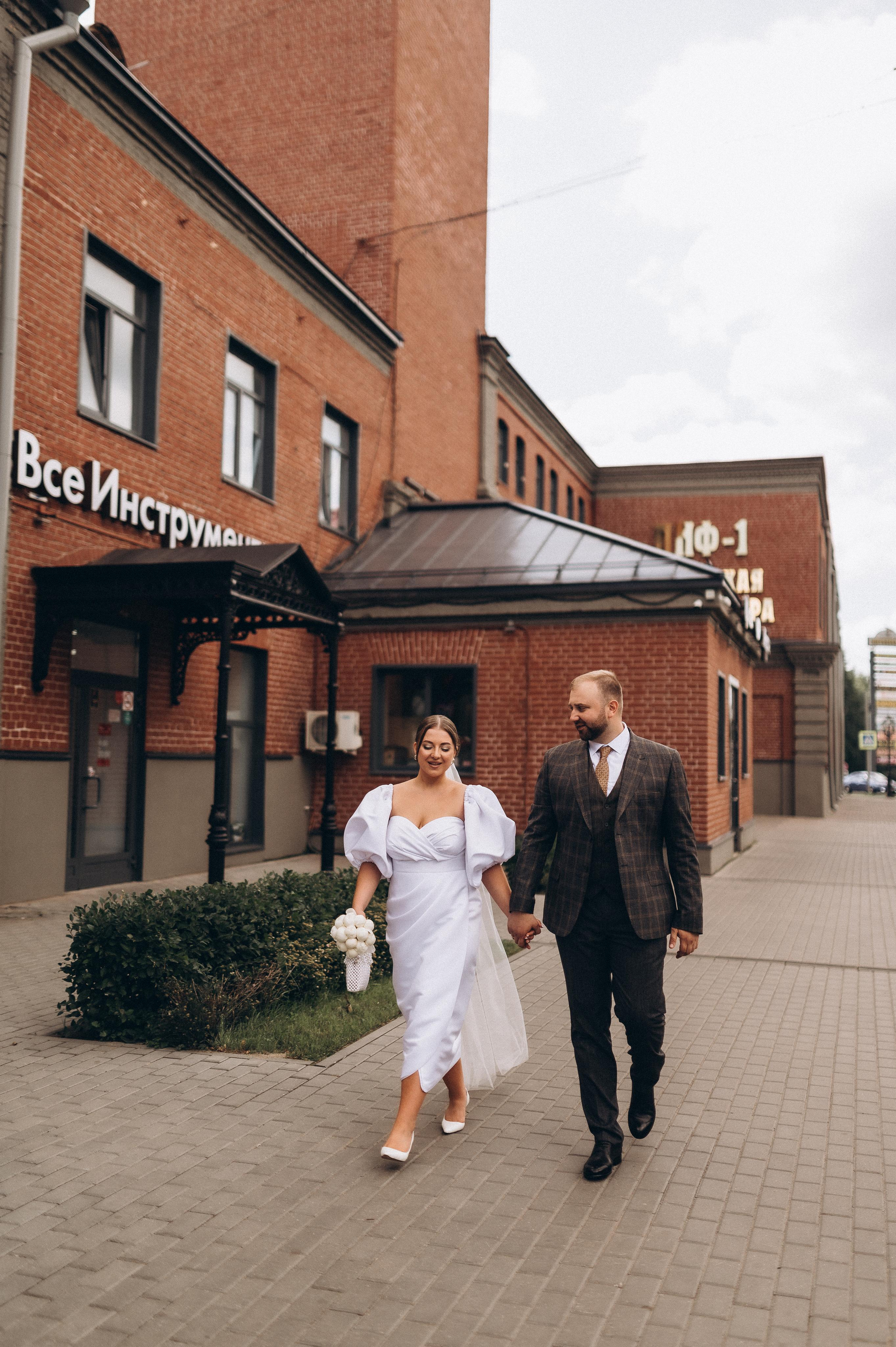 Камерная свадьба (Сборы, загс, фотопрогулка). Фотограф ПИТЕР СПБ Надежда Баранова