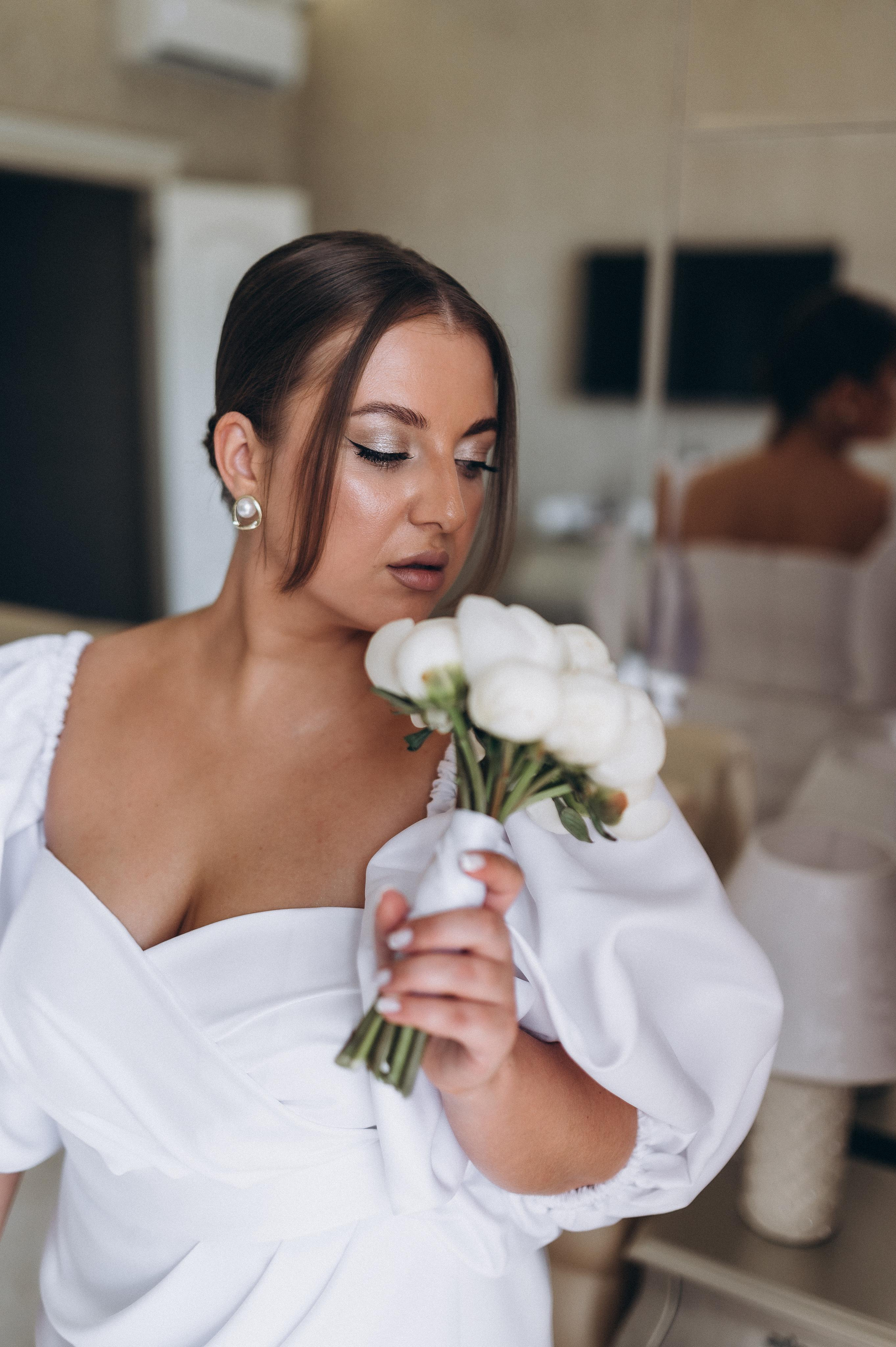 Камерная свадьба (Сборы, загс, фотопрогулка). Фотограф ПИТЕР СПБ Надежда Баранова