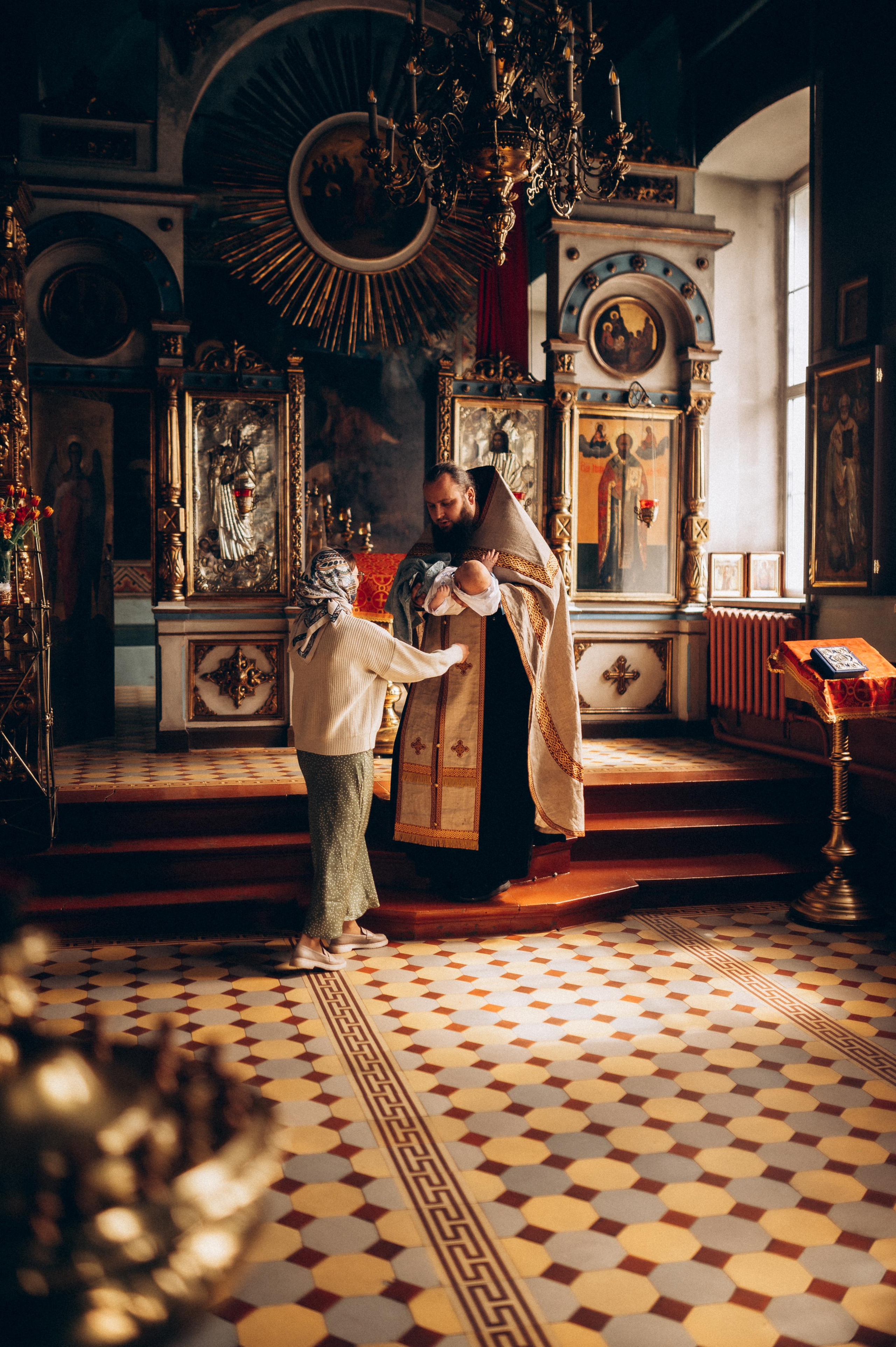 Таинство крещения. Фотограф ПИТЕР СПБ Надежда Баранова