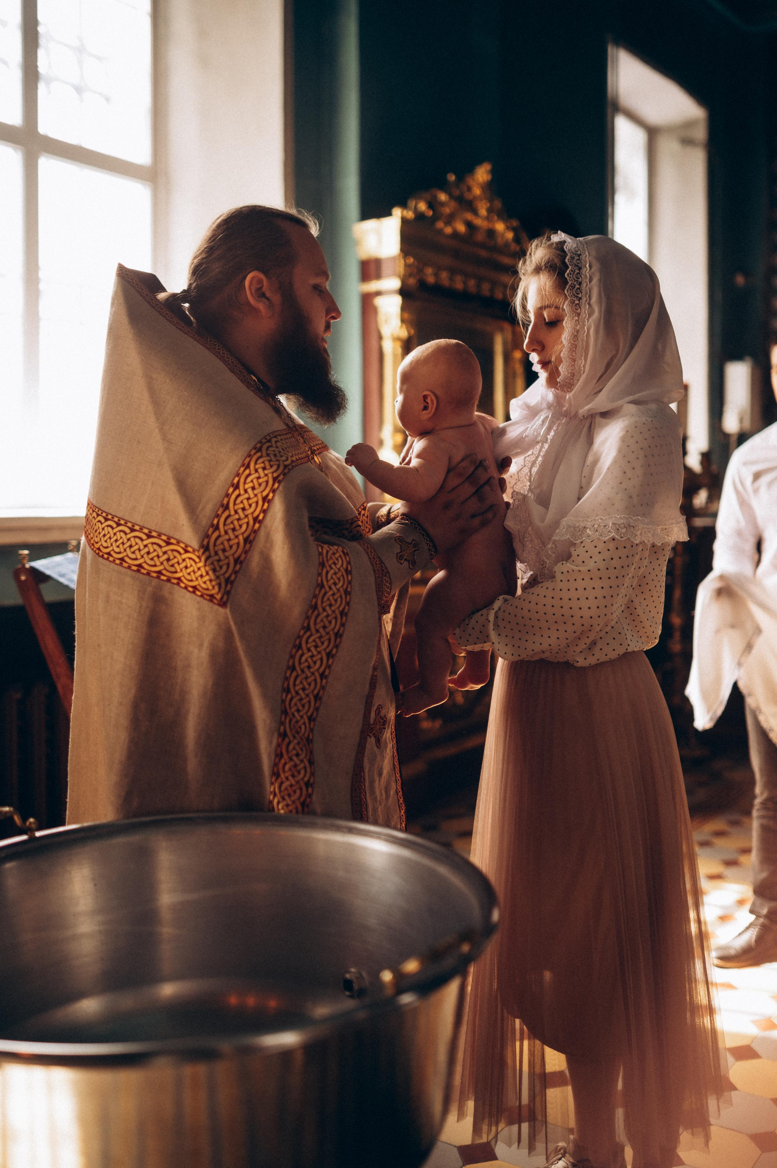 Таинство крещения. Фотограф ПИТЕР СПБ Надежда Баранова