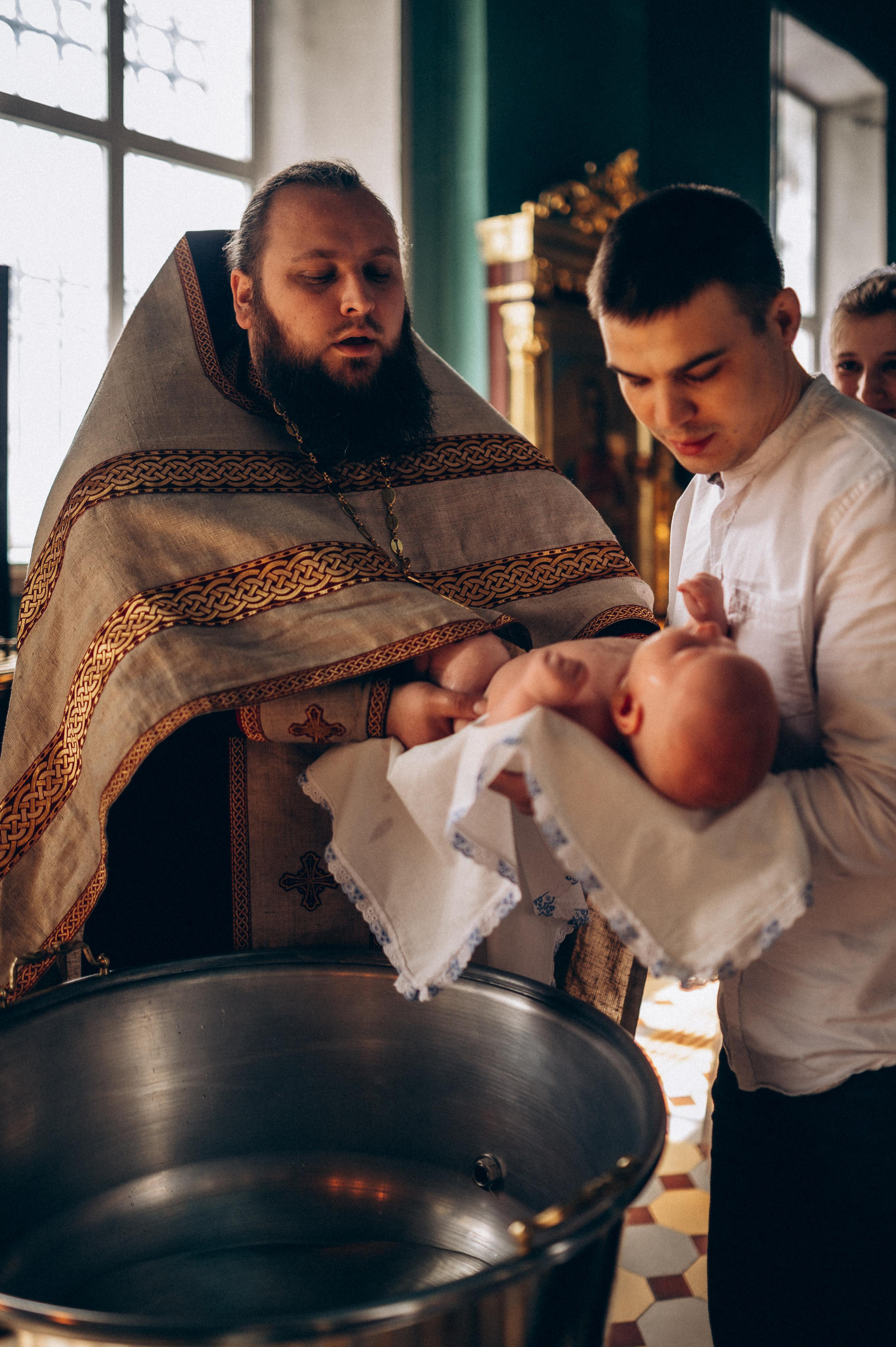 Таинство крещения. Фотограф ПИТЕР СПБ Надежда Баранова