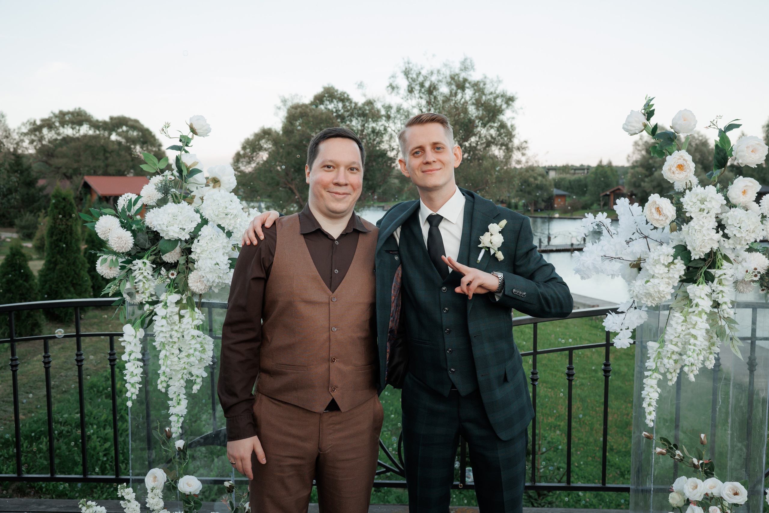 Регистрация в отеле Fish Point, ЗАГС Бутово, прогулка в Остафьево. Свадебный и репортажный фотограф (Москва, Королев и другие)