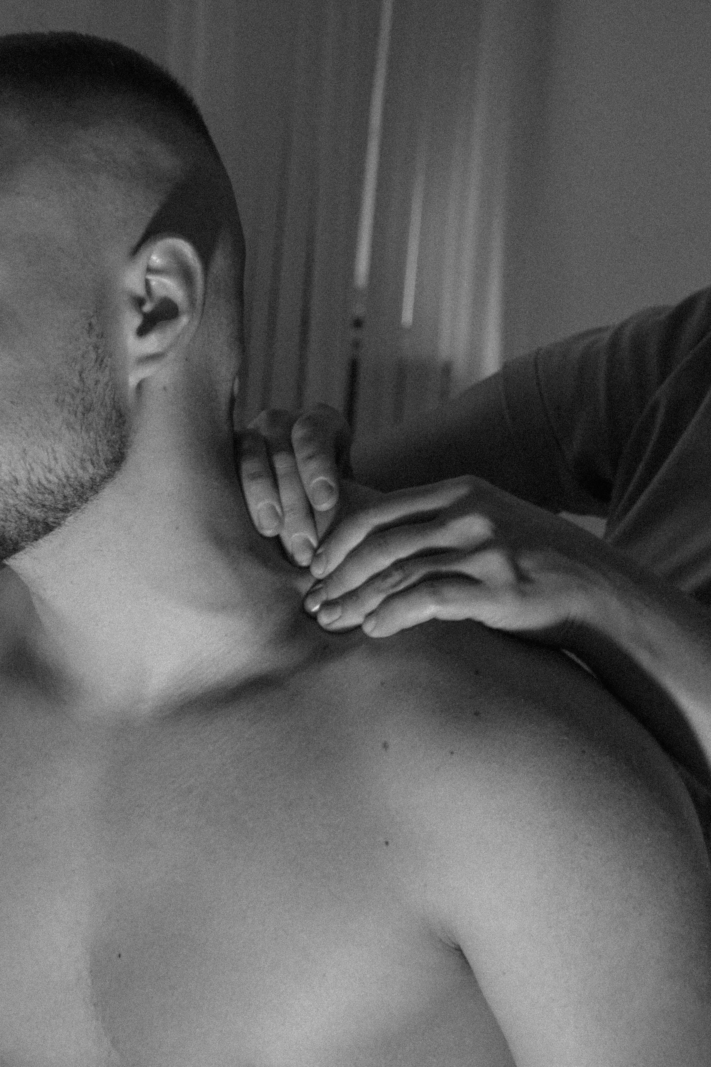 Массаж, медицина. Pomanovskaya.ru / женский фотограф