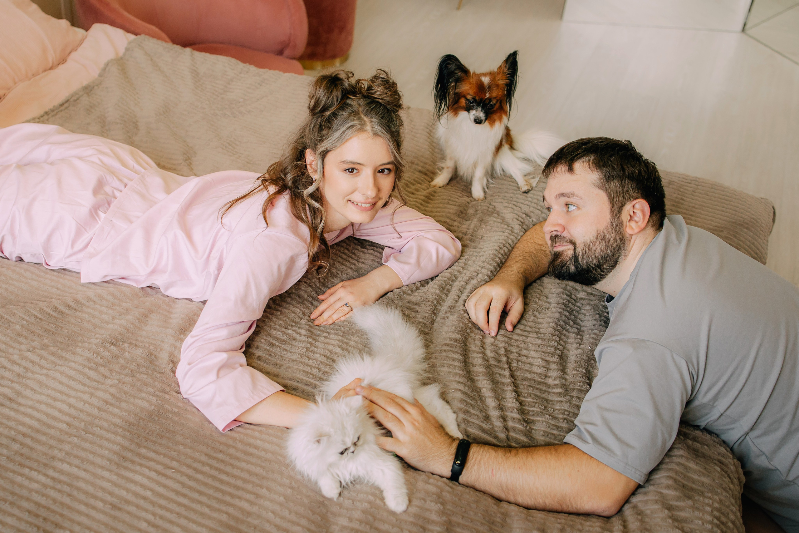 Султан, Мэй Мэй и Шанталь и их семья