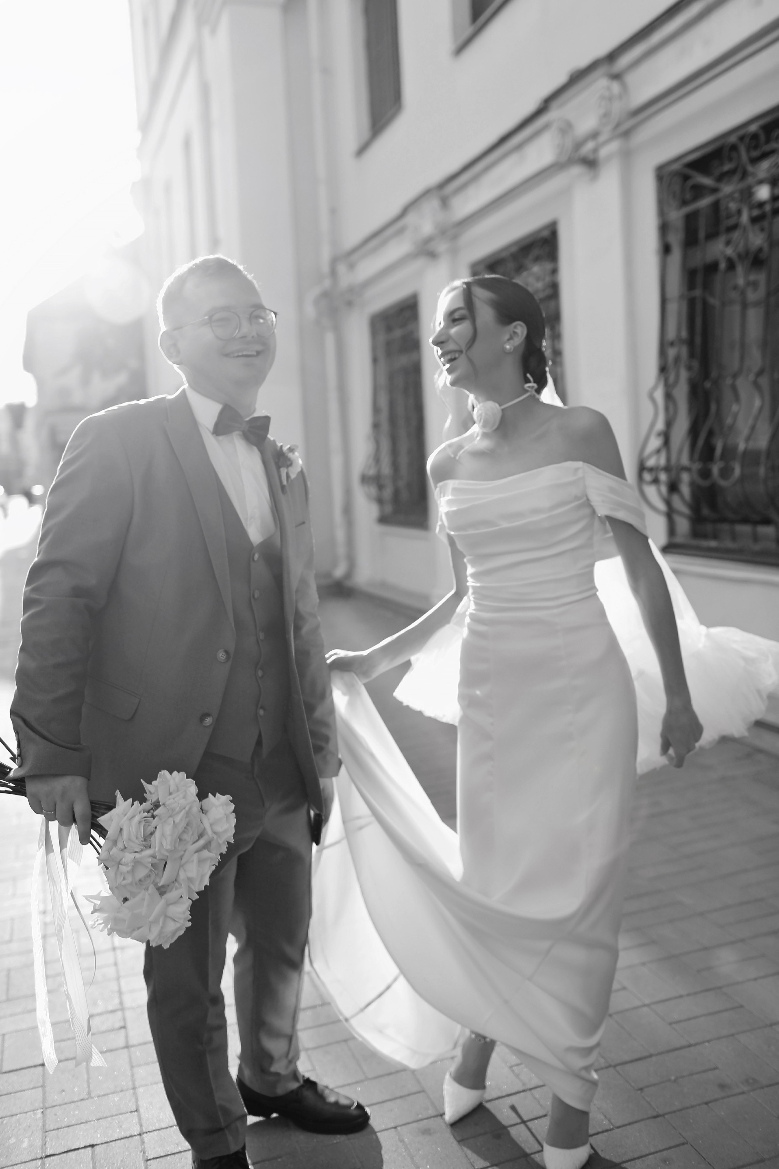 Свадебная осенняя фотосессия Ивана и Лидии в городе. Свадебный и репортажный фотограф в Ярославле и Санкт-Петербурге Роман Микрюков